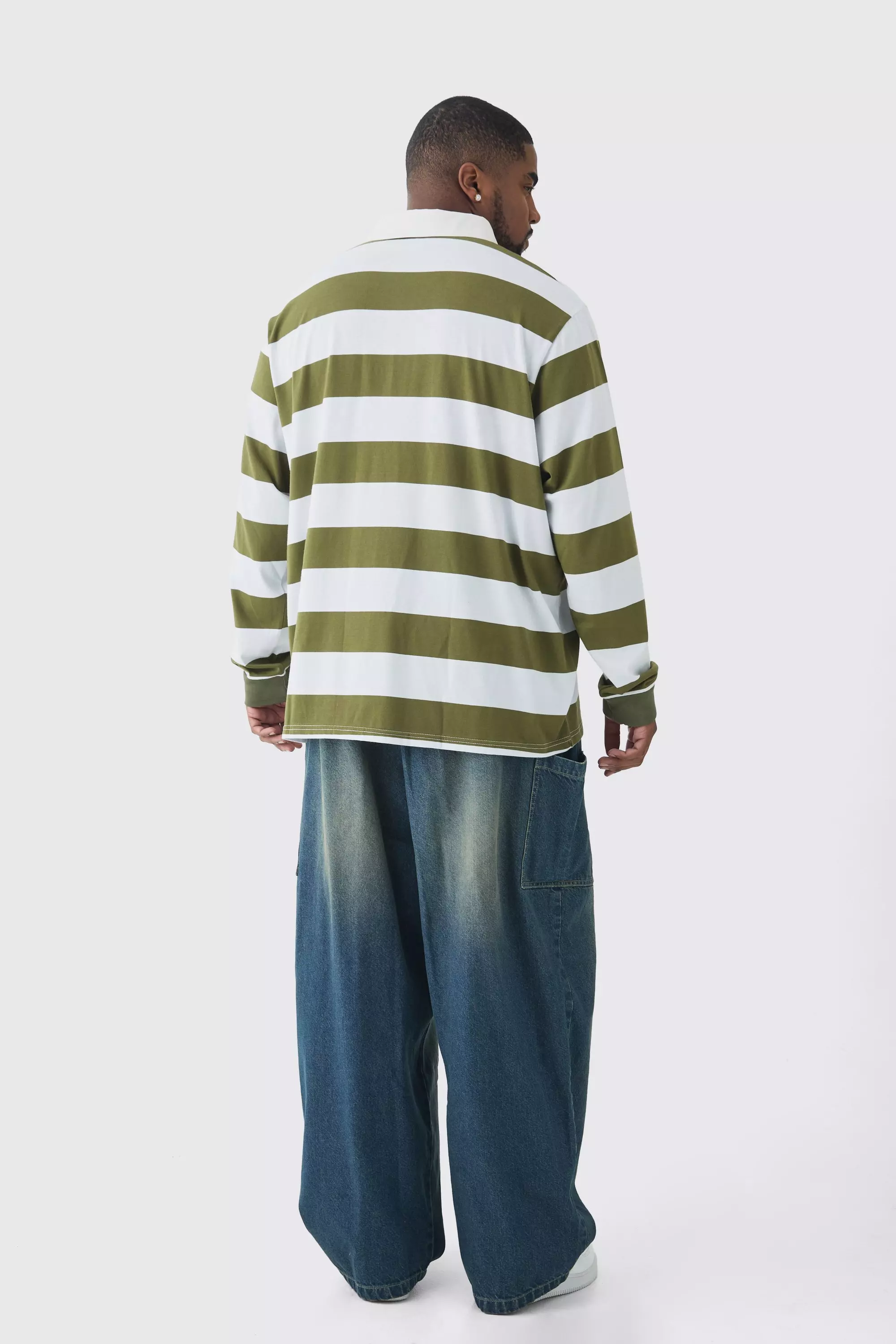 Mid wash Plus Cargo Pocket Skate Jeans alternative image