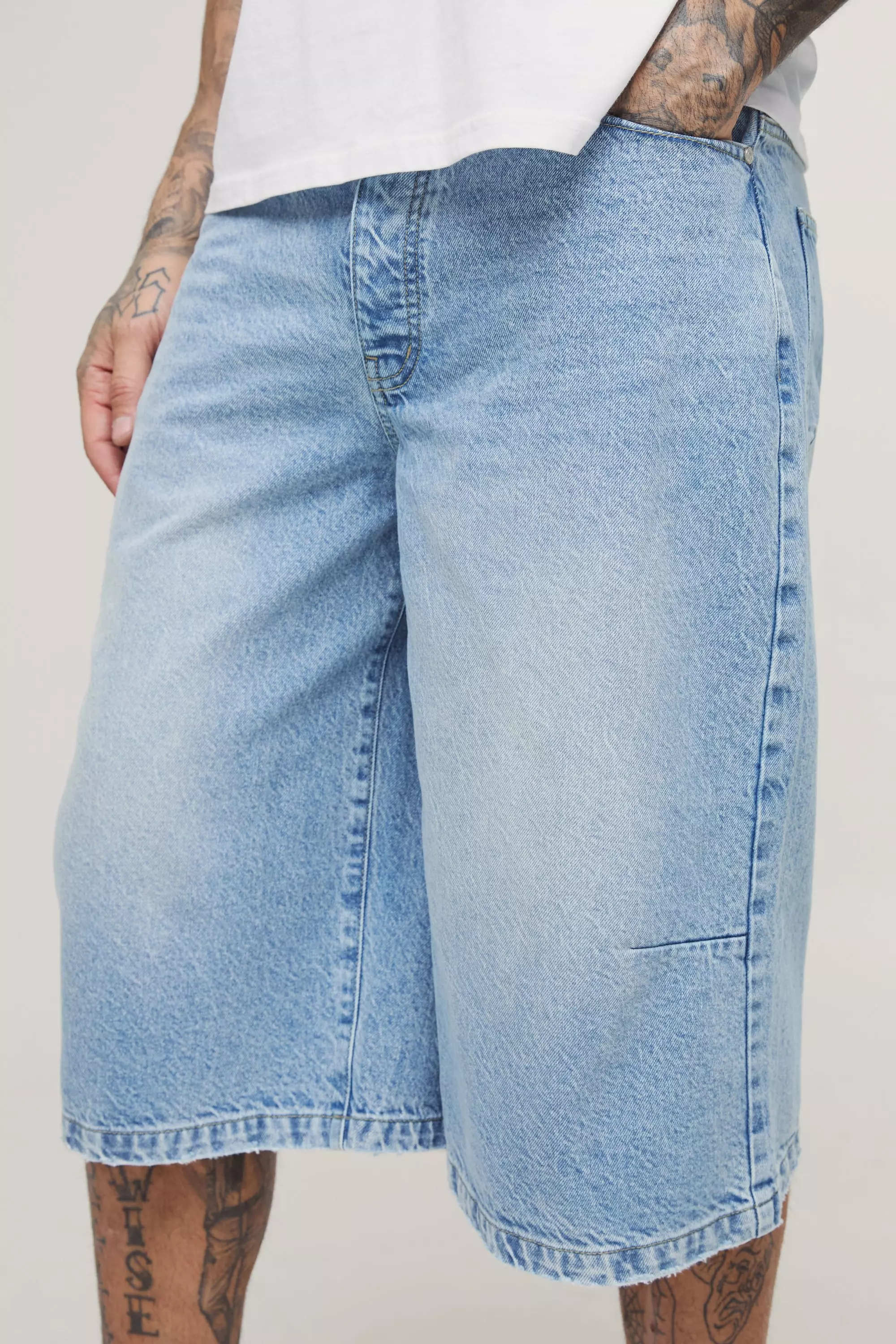 Tall Washed Distressed Hem Jorts | boohooMAN USA