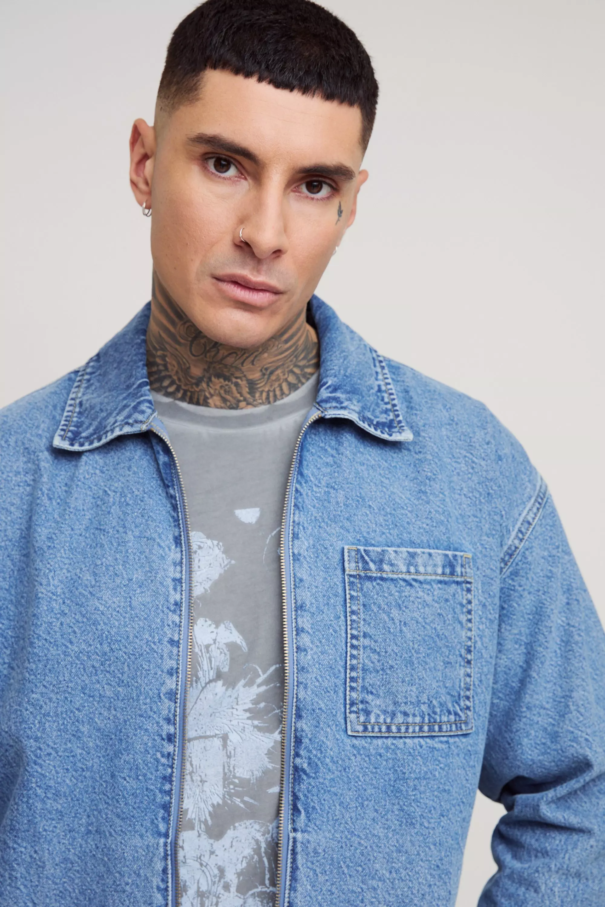 Light wash Tall Klassieke Harrington Spijkerjas alternatieve afbeelding
