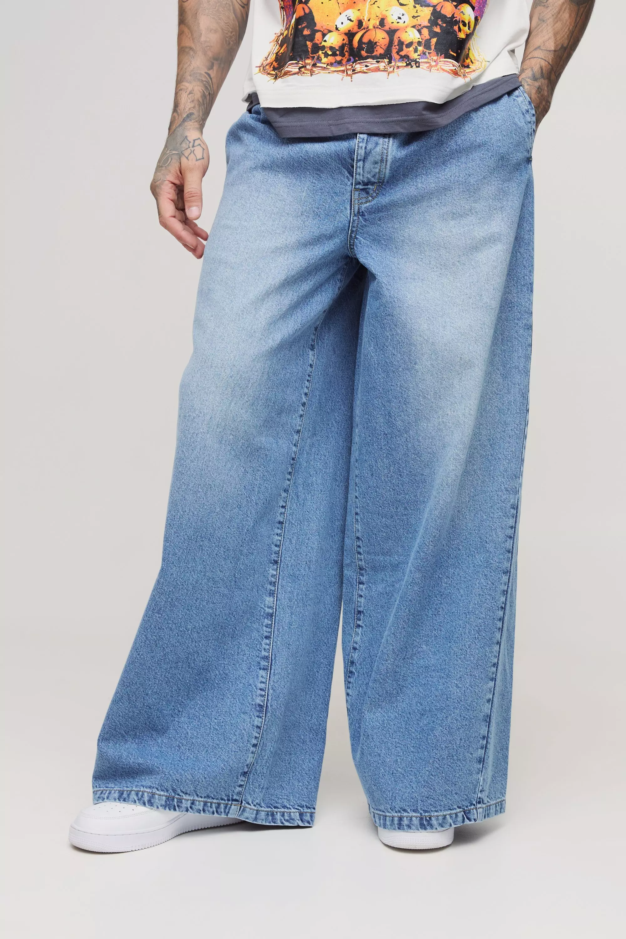 Tall Twist Seam Pleat Wide Leg Jeans Light wash