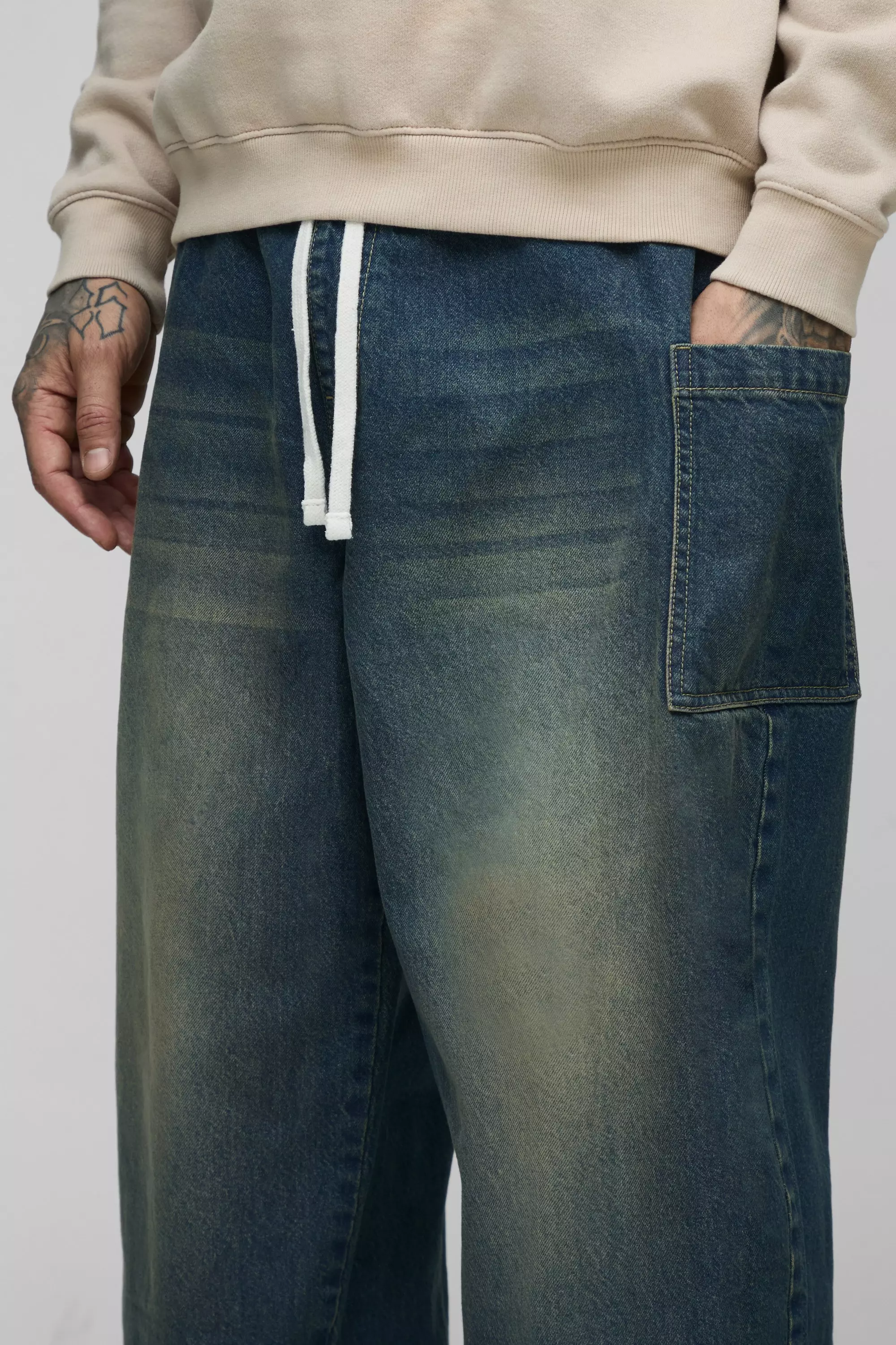 Mid wash Tall Cargo Pocket Skate Jeans alternative image