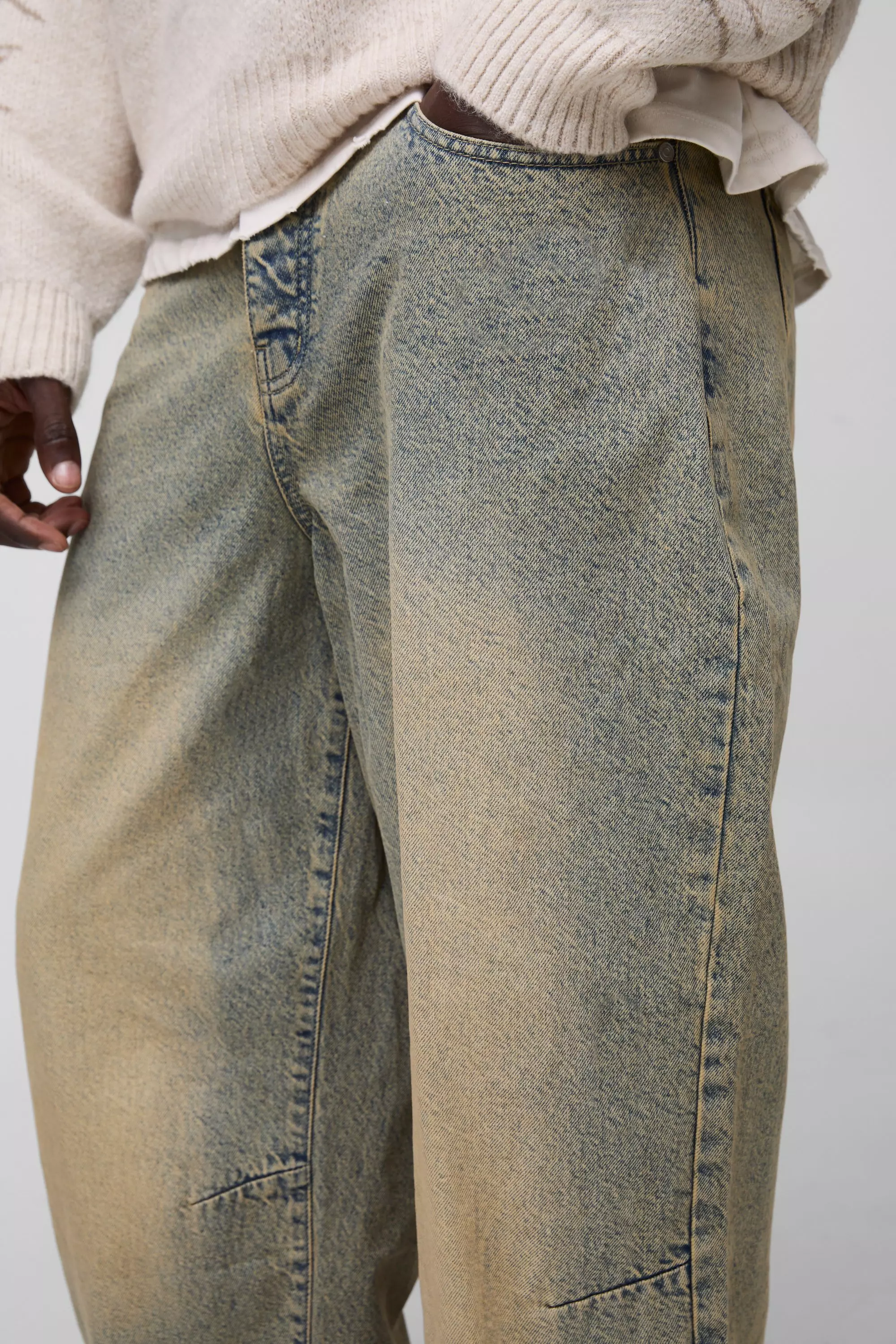 Ballon-Fit Jeans mit Bundfalte, Antique wash alternatives Bild