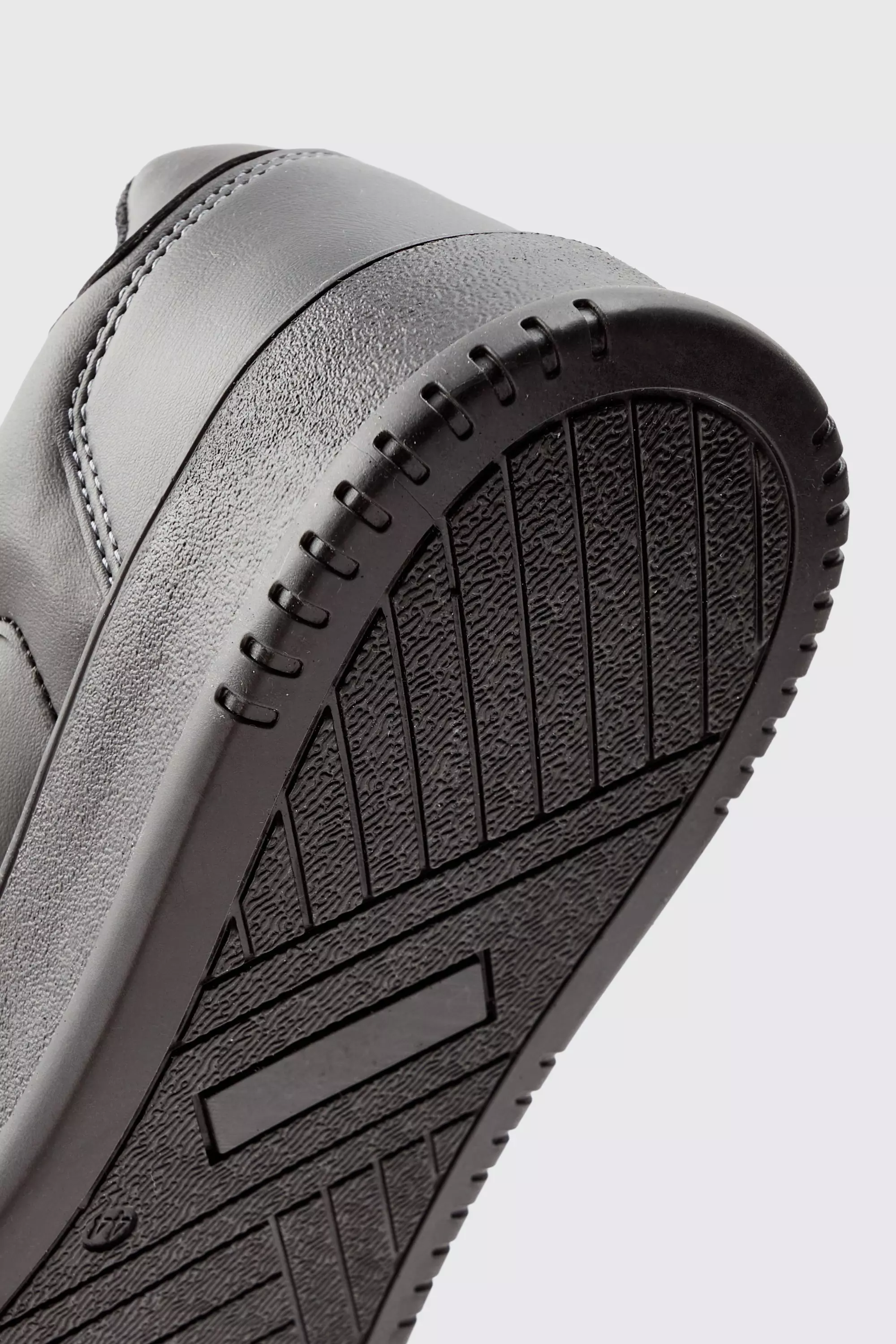Panel Chunky Sneakers In Black alternative image