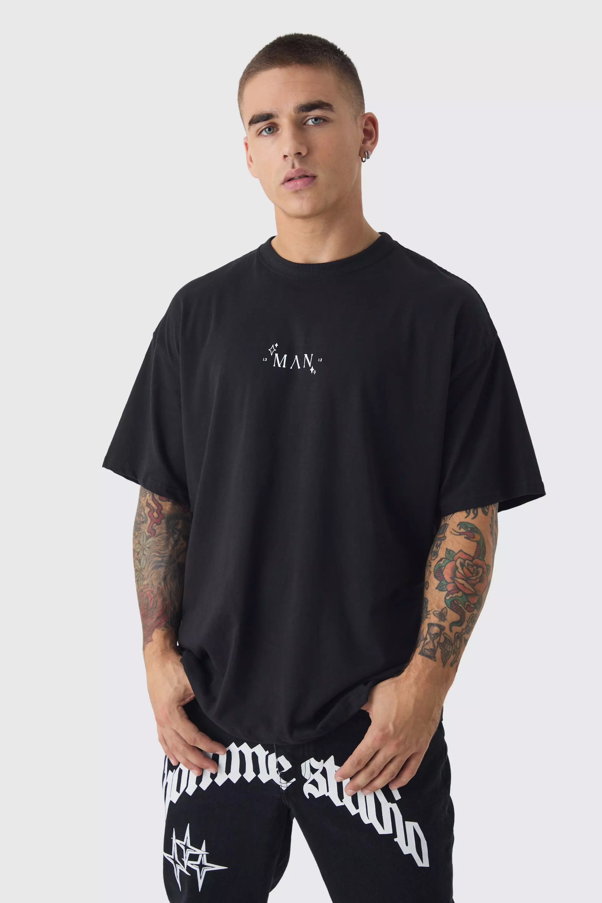 Black Oversized Line Drawing Print T-Shirt alternative image