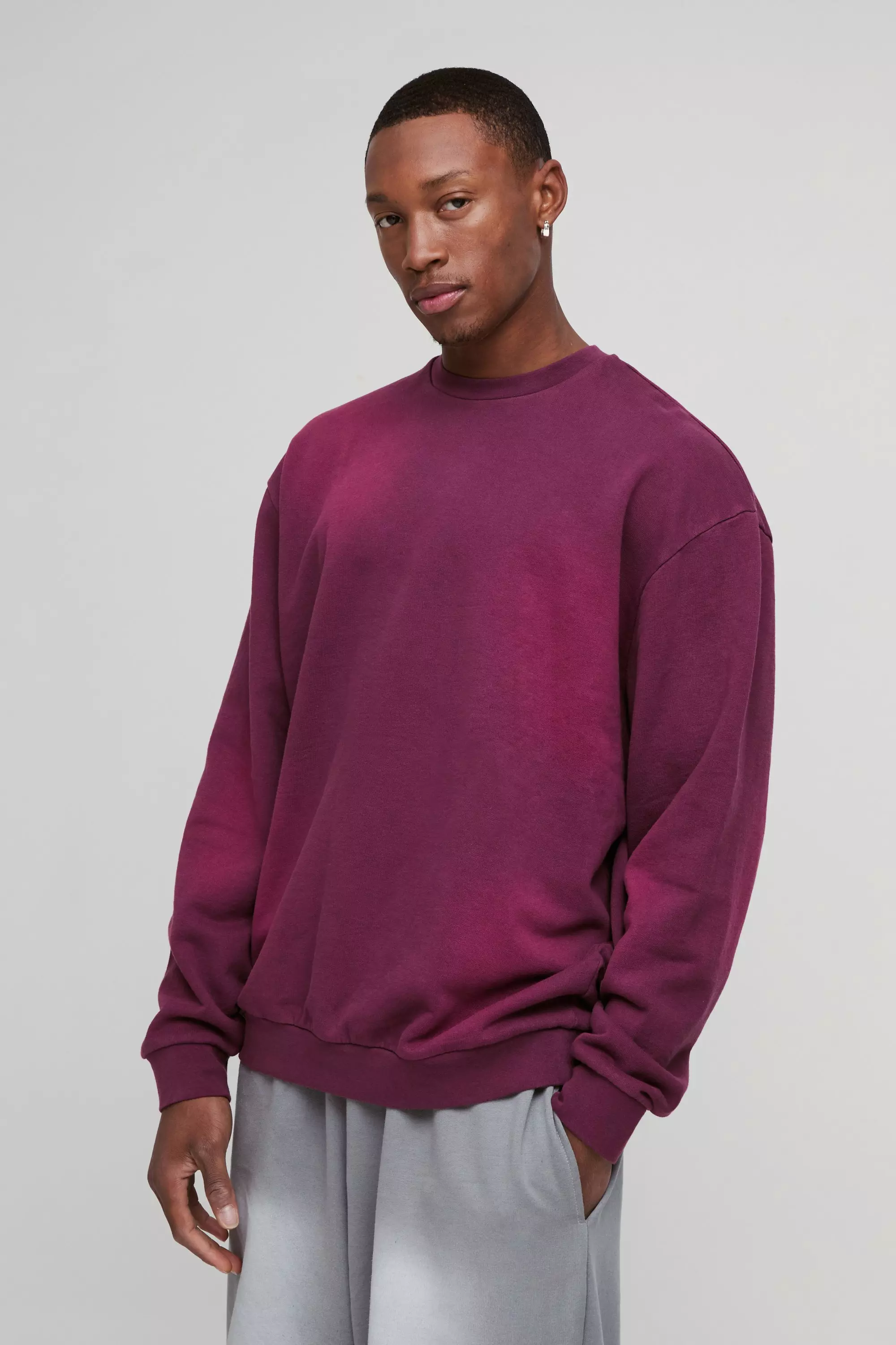 Oversized Spray Wash Sweatshirt Burgundy