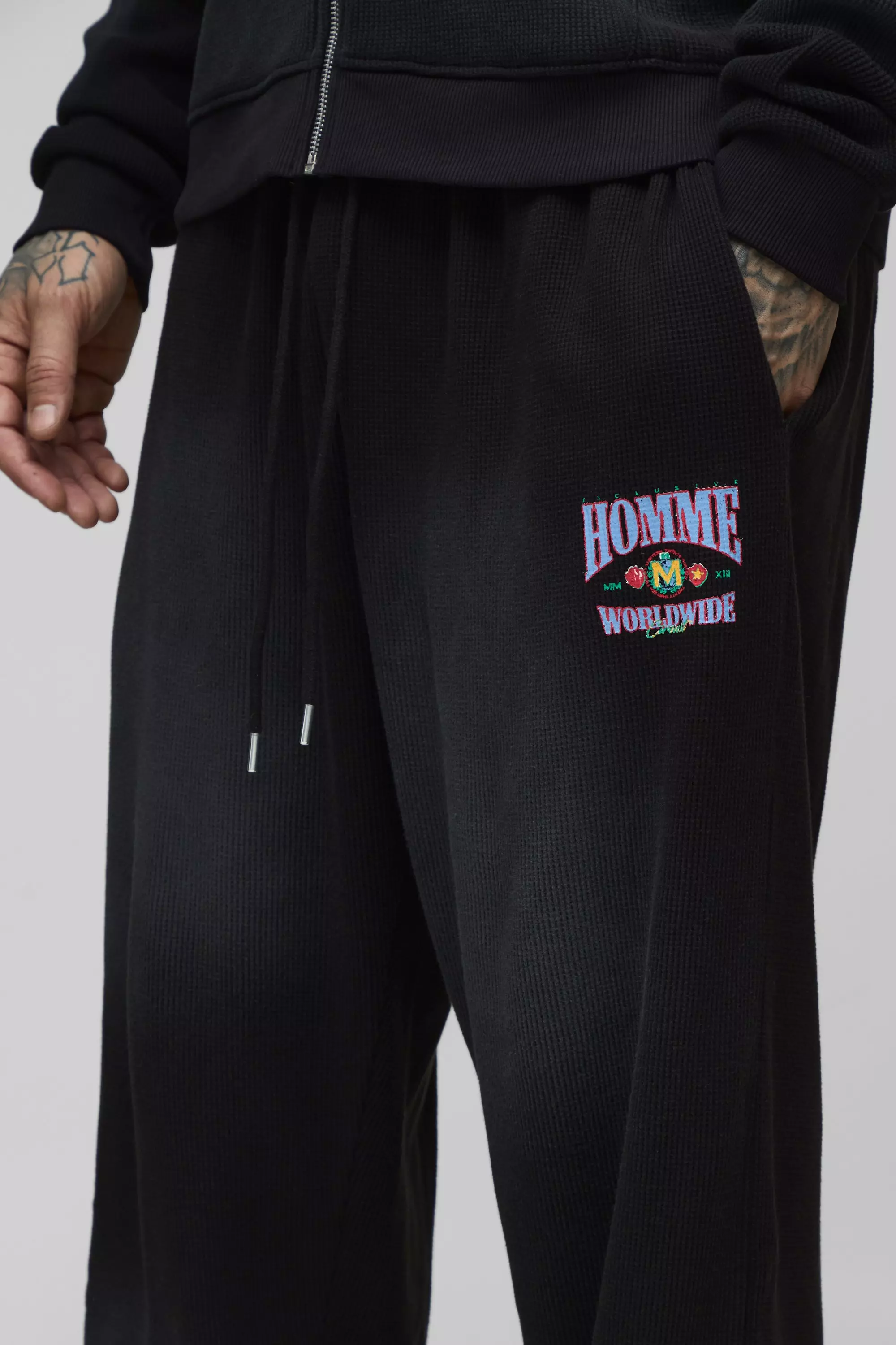 Washed black Tall Spray Wash Waffle Graphic Oversized Joggers alternative image