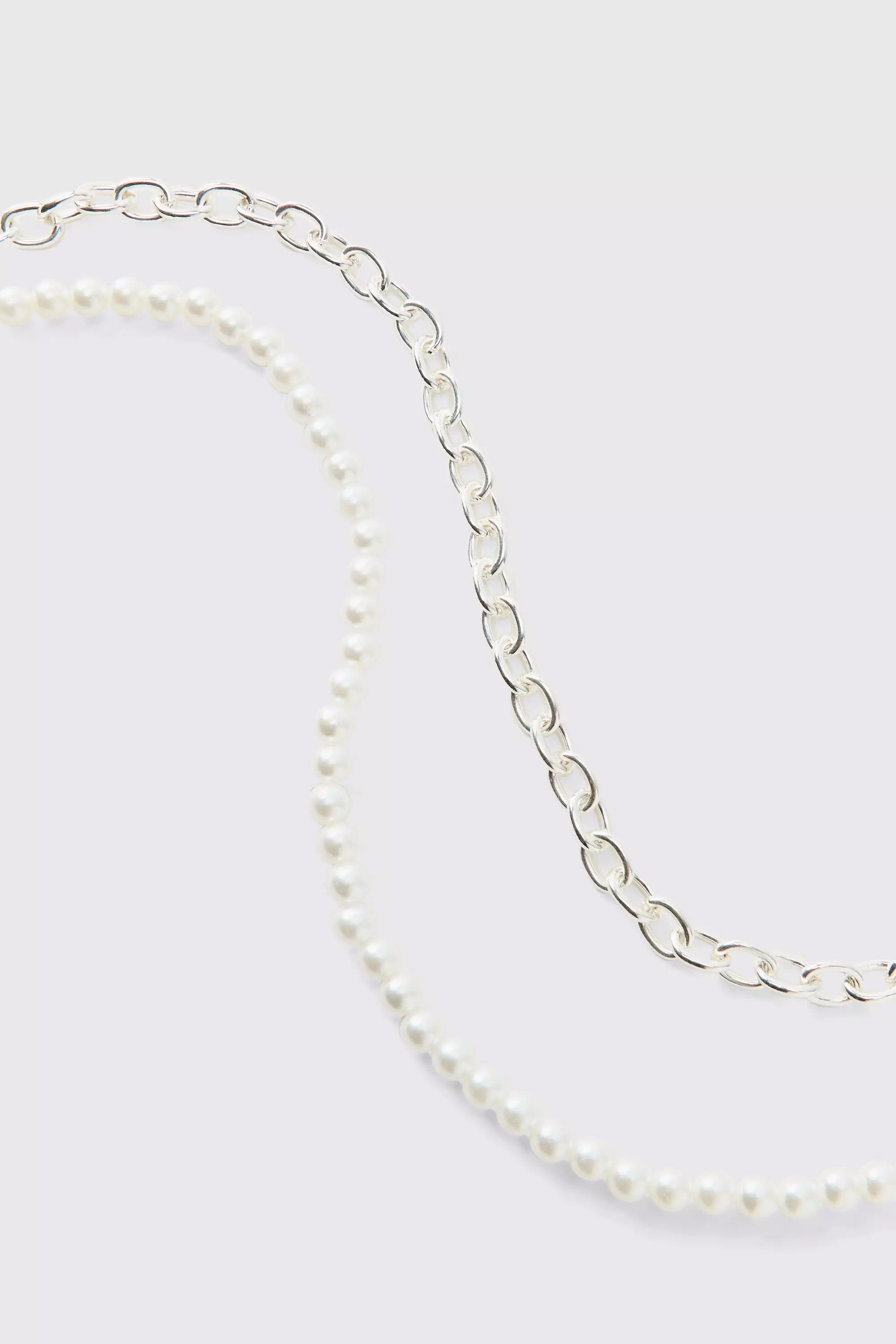 White Layered Pearl and Chain Necklace alternative image