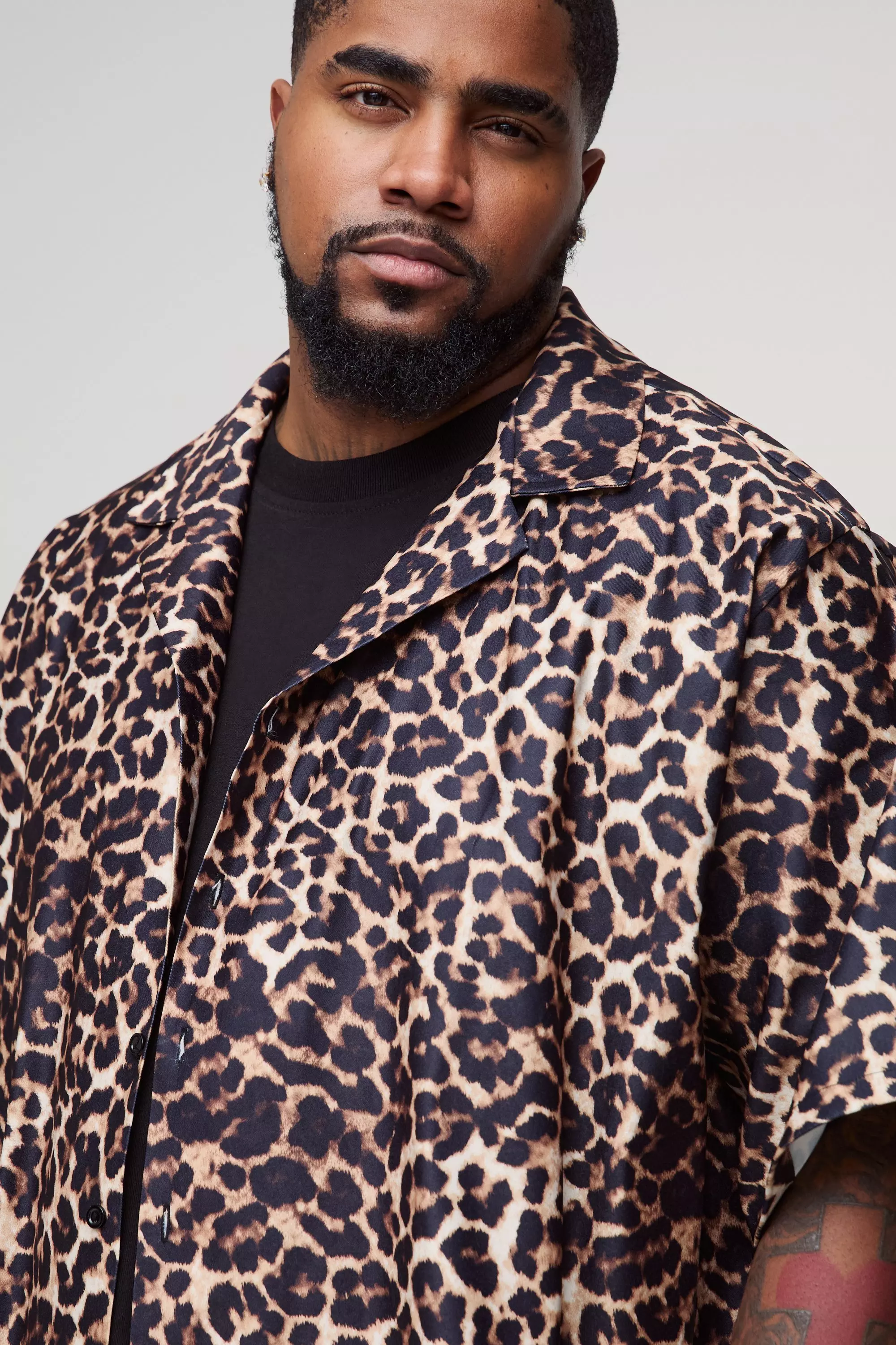 Plus Oversize Hemd mit Leopardenprint, Tan alternatives Bild