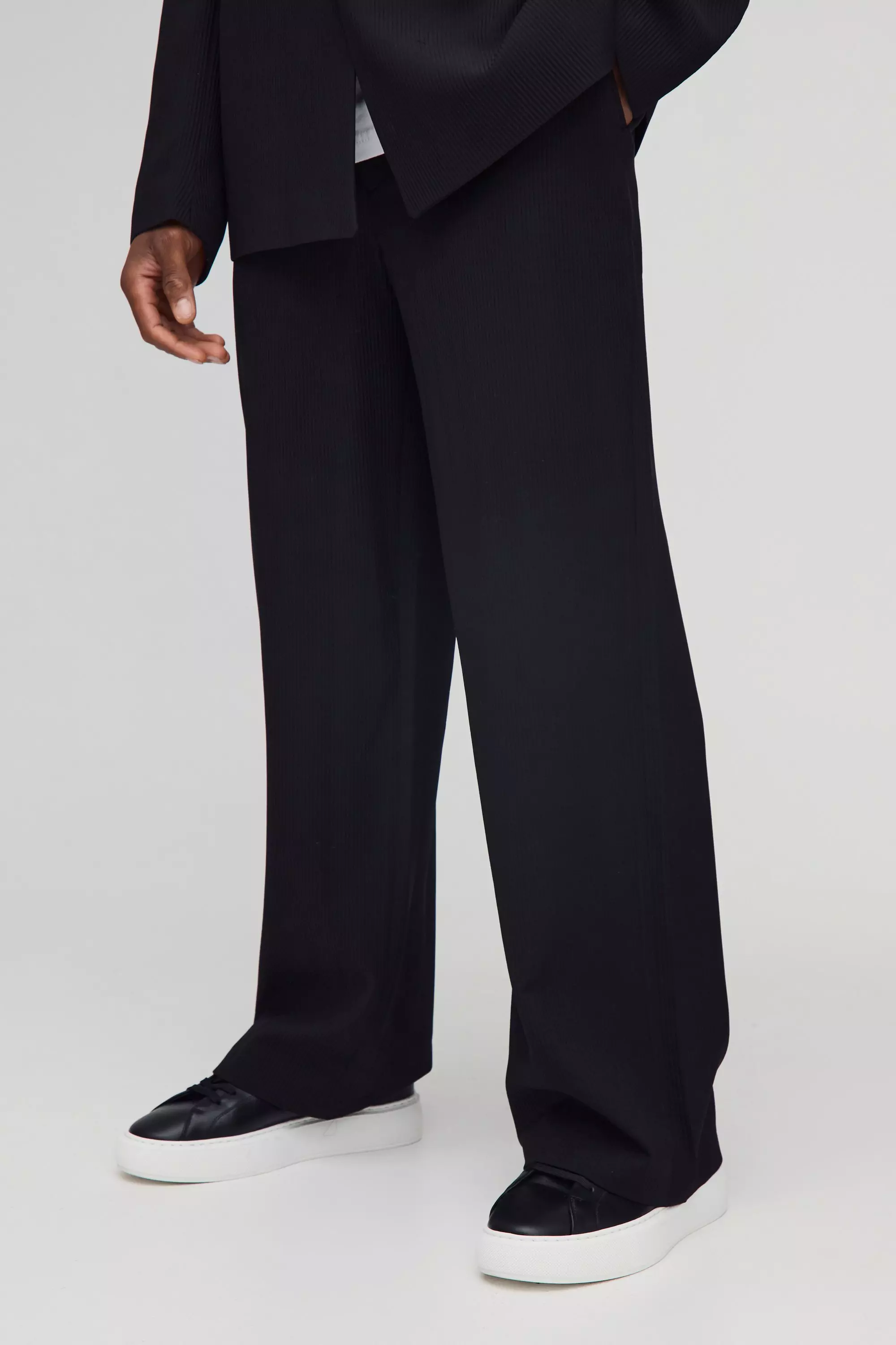 Black Wide Leg Pleated Fixed Waist Pants alternative image