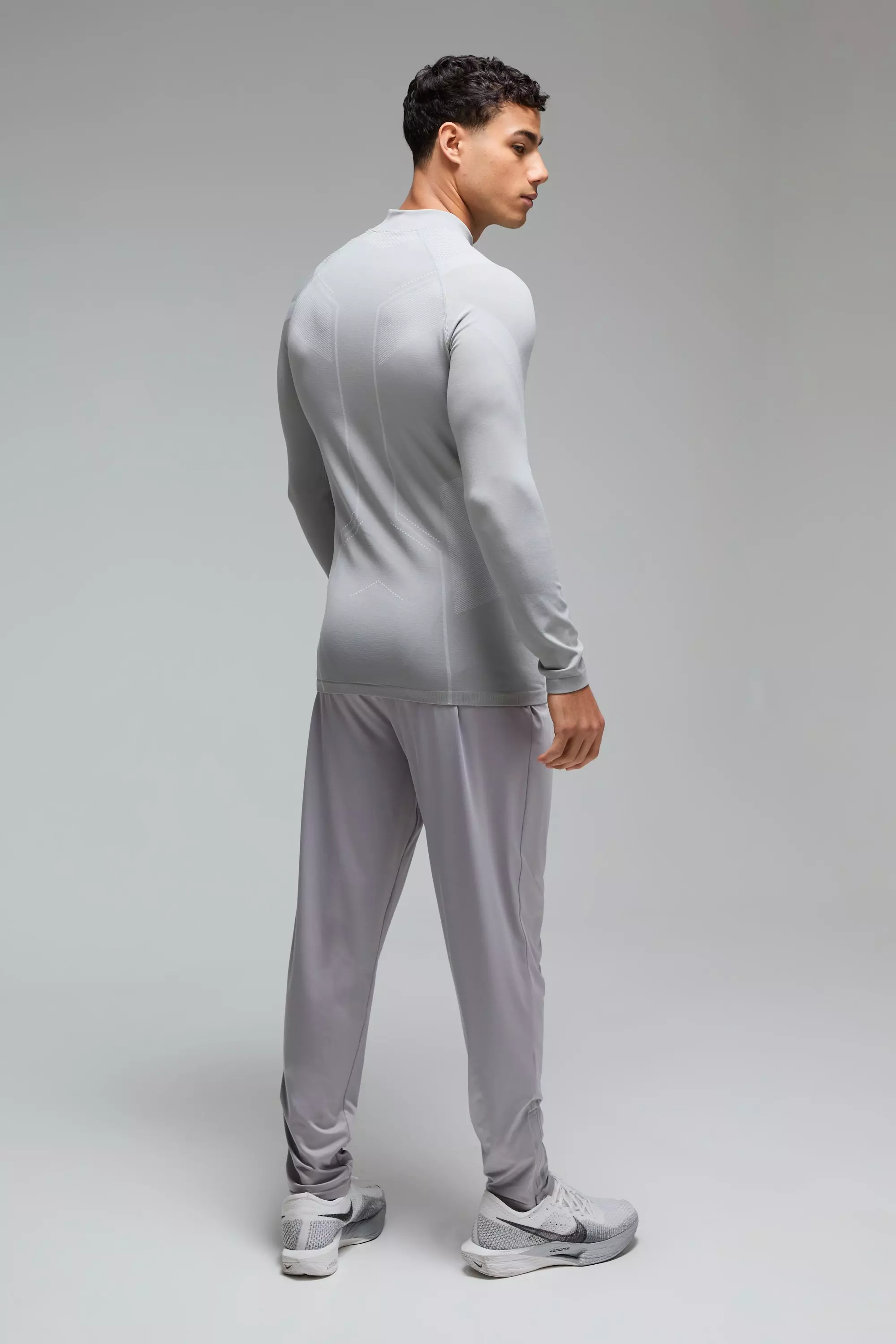 Grey Man Active Seamless Muscle Fit 1/4 Zip Top alternative image