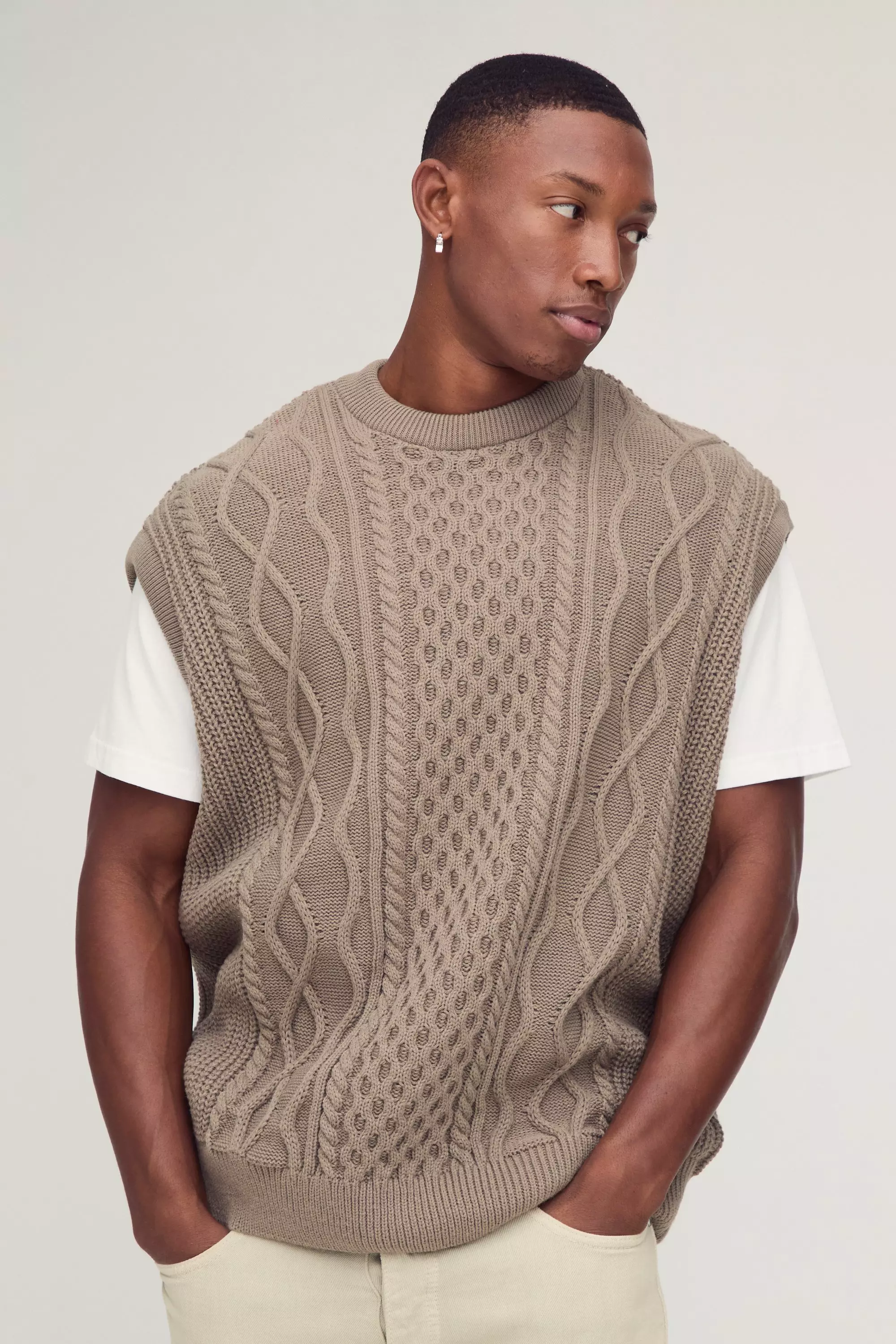 Oversized Crew Neck Cable Knitted Vest light brown