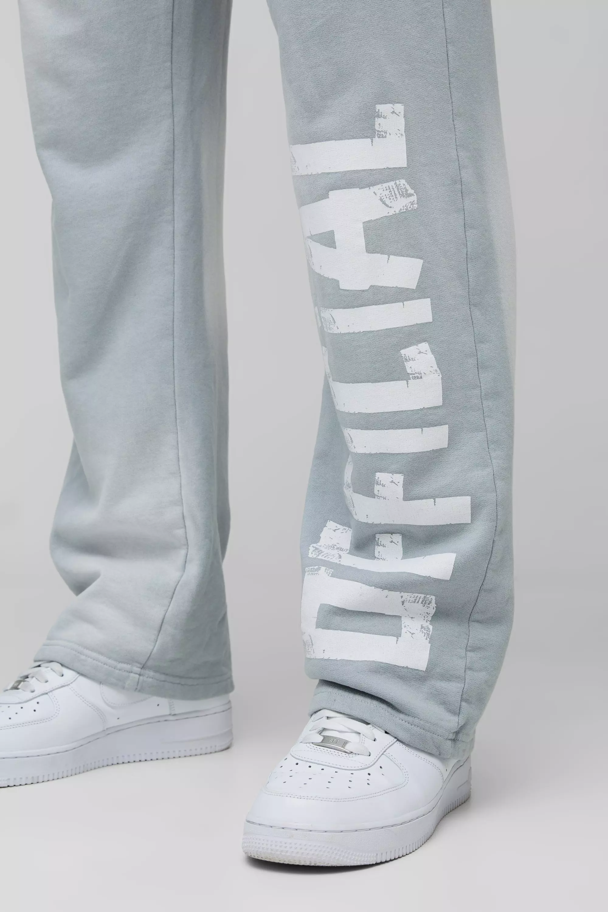 Light grey Relaxed Official Washed Distressed Pocket Jogger alternative image