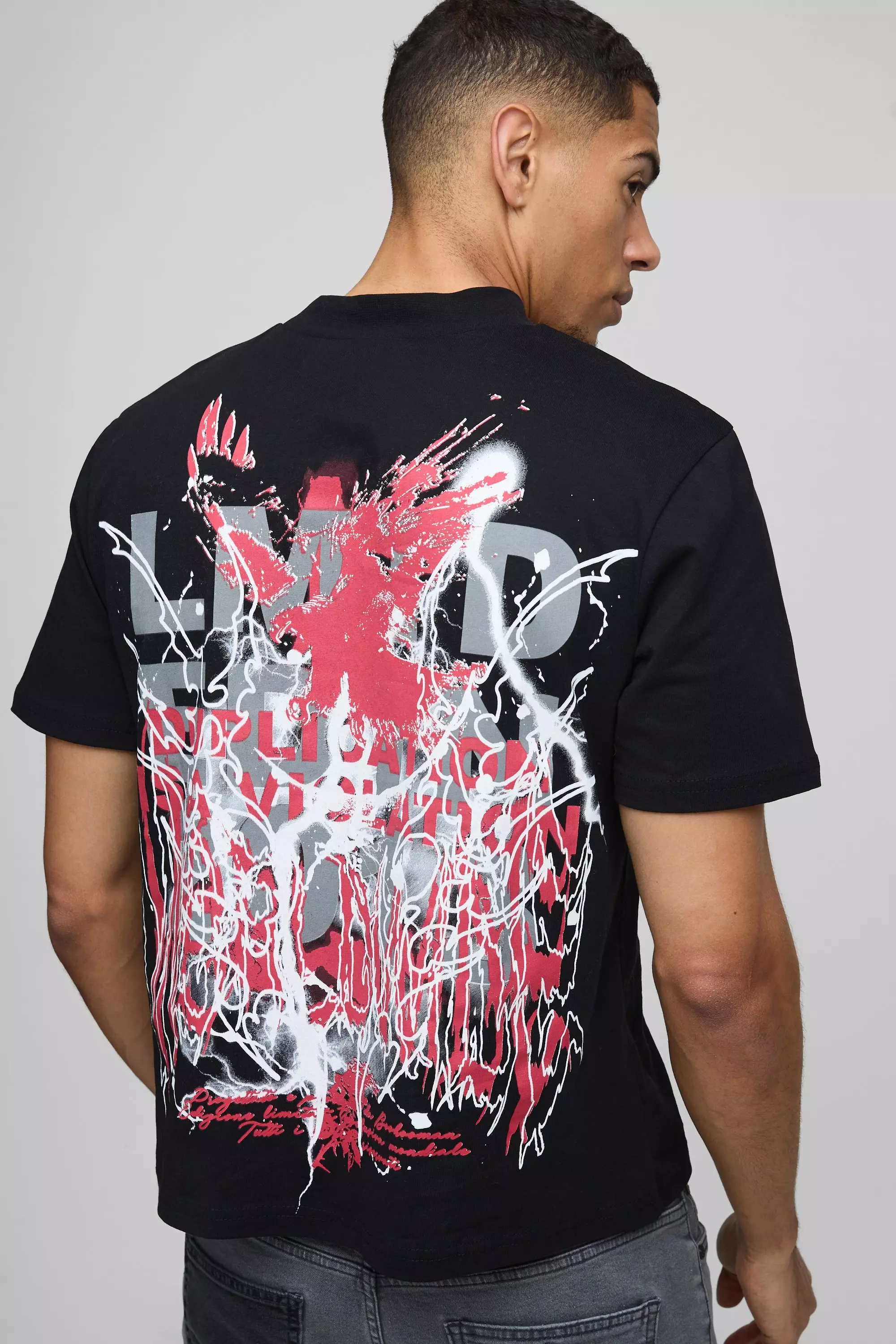 Black Boxy Large Scale Gothic Print T-shirt alternative image
