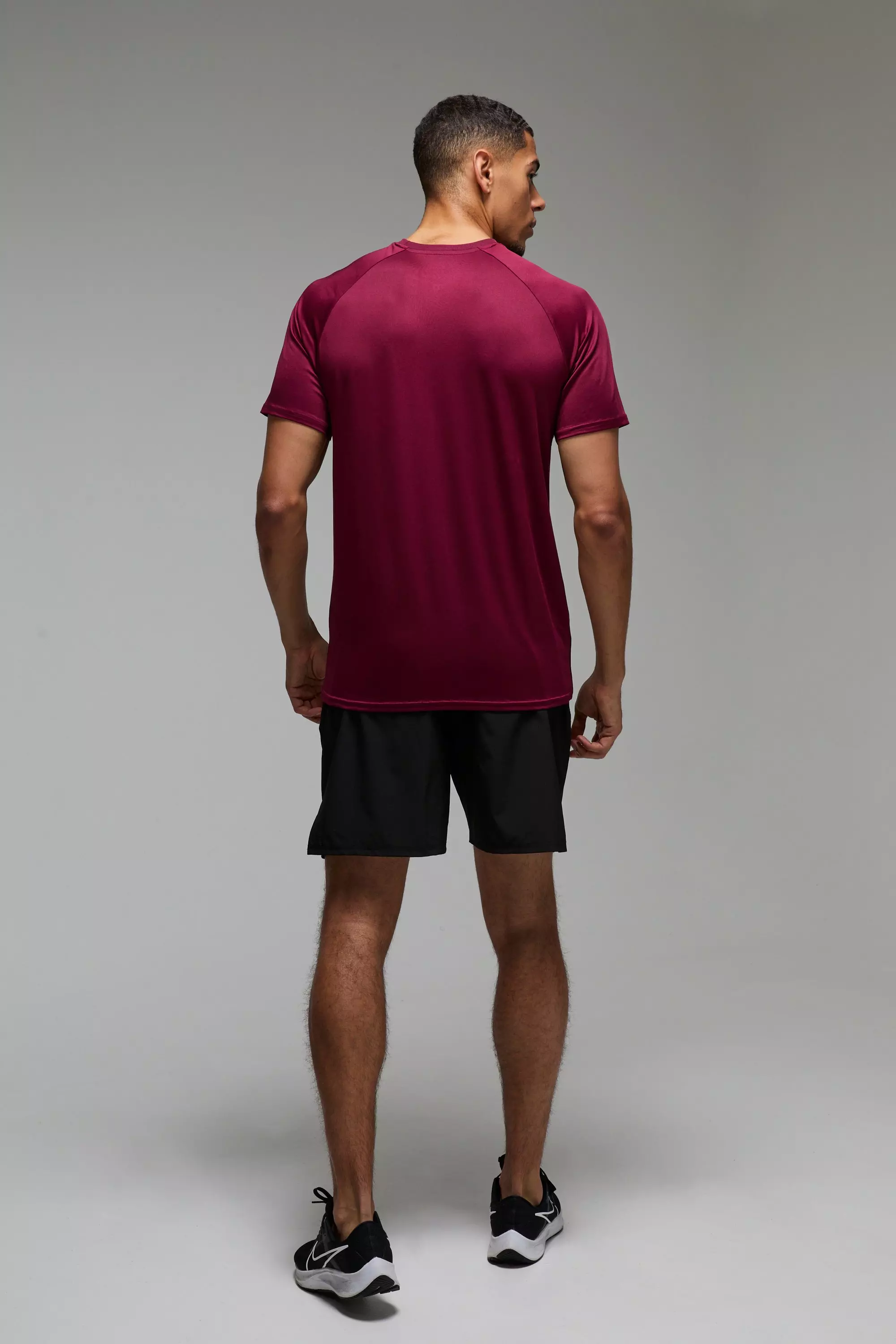 Black Man Active 7inch Perforated Grid Short alternative image