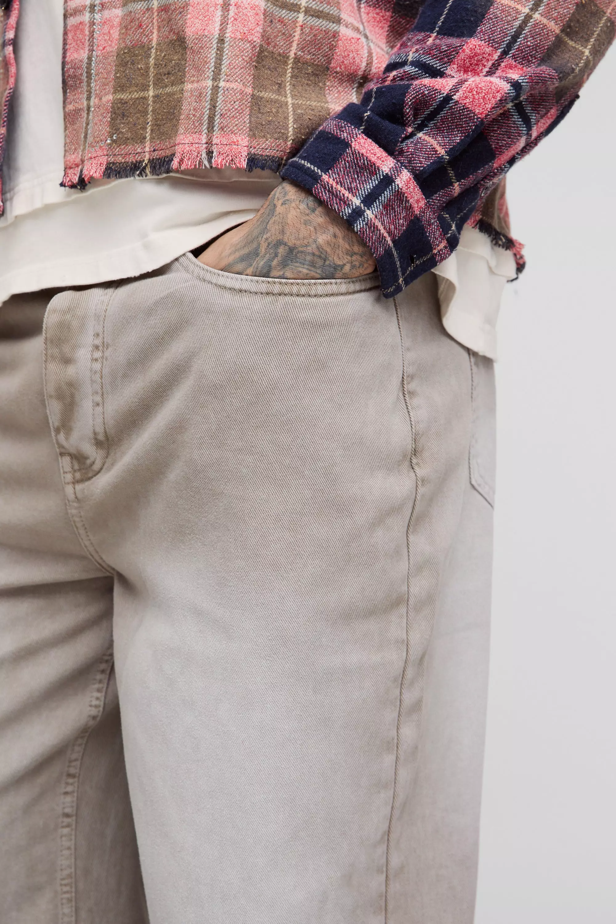 Taupe Tall Gebleekte Baggy Jeans alternatieve afbeelding