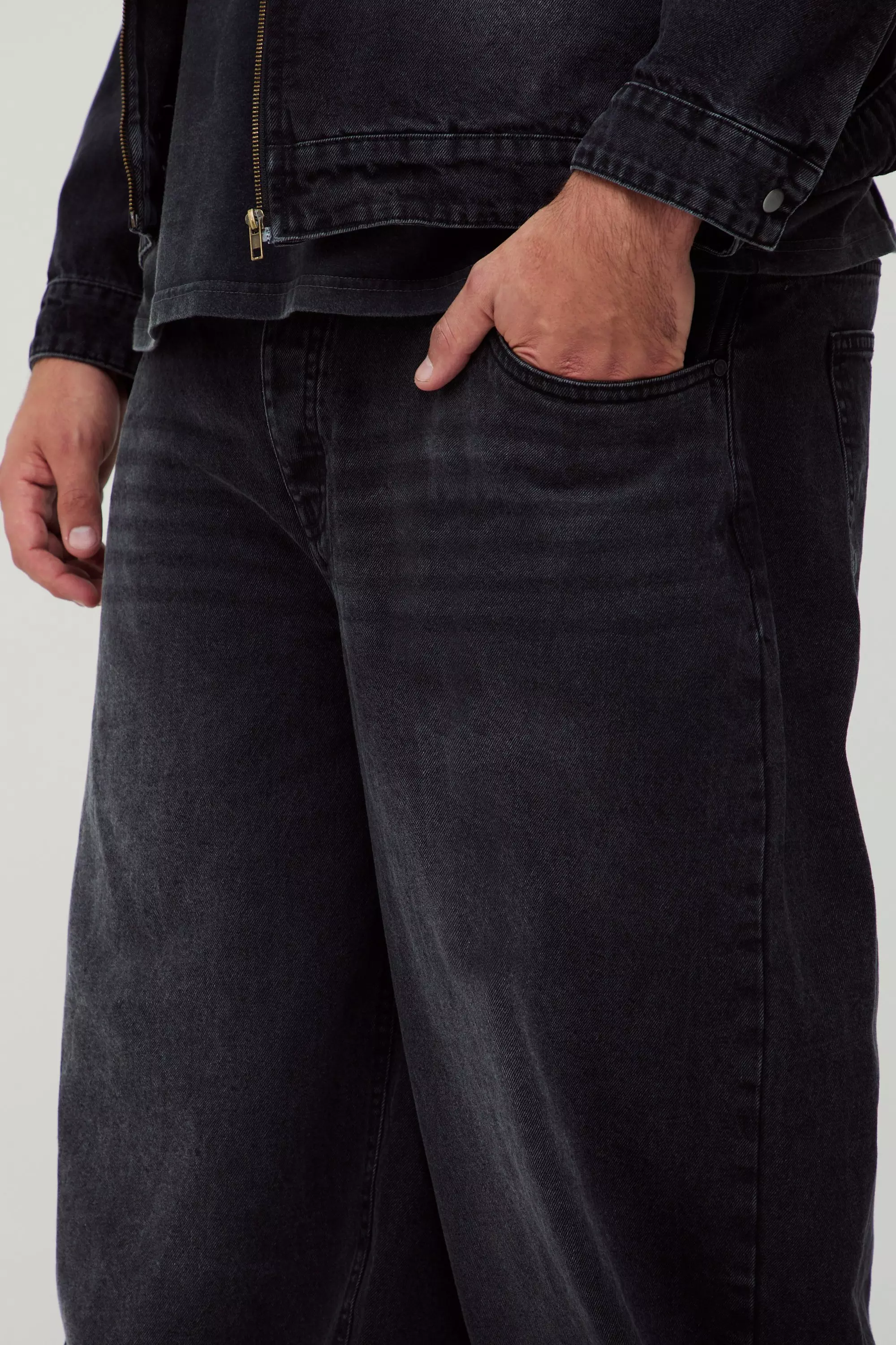 Plus Tinted Wash Baggy Jeans