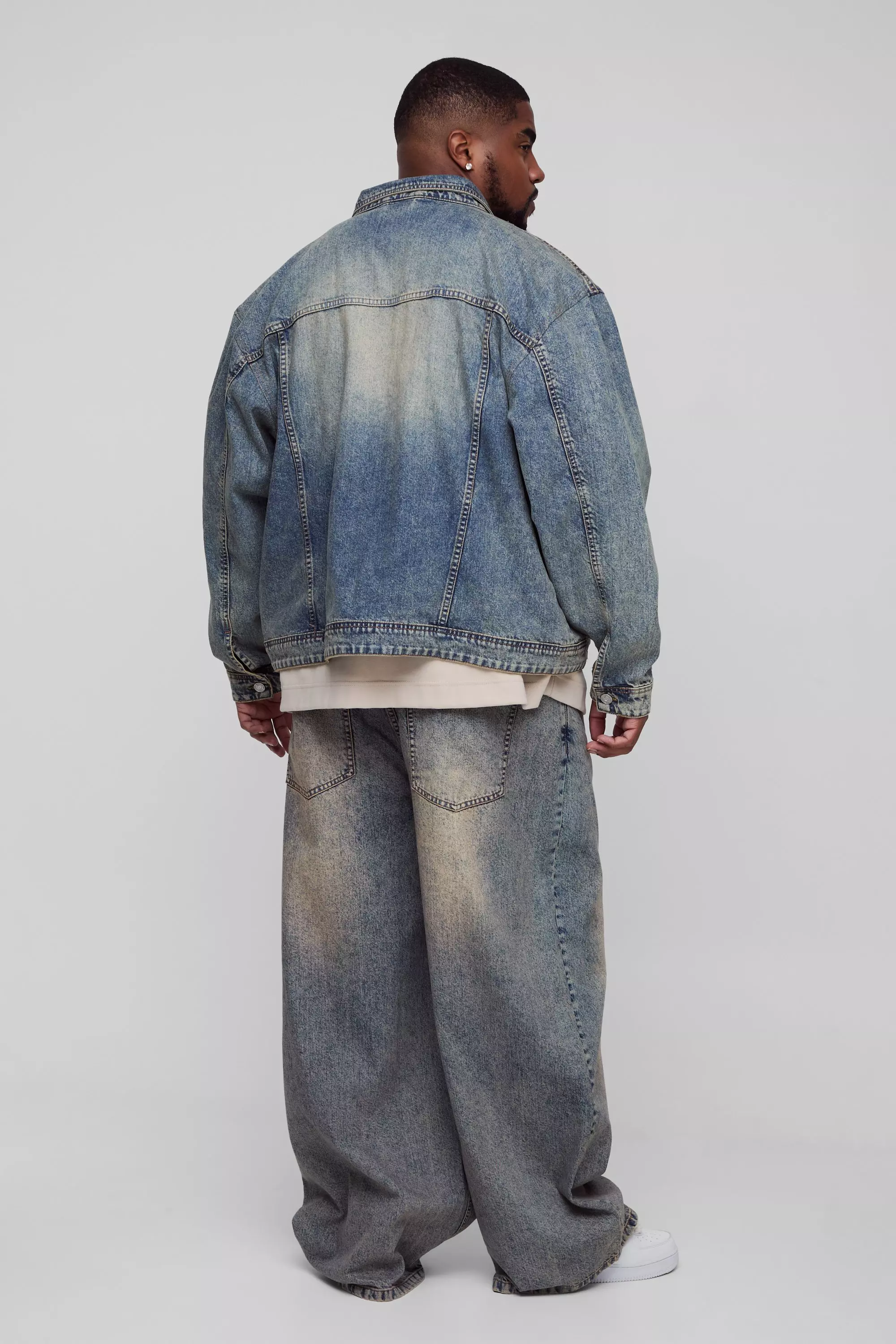 Plus Stonewash Boxy Oversized Denim Jacket alternative image
