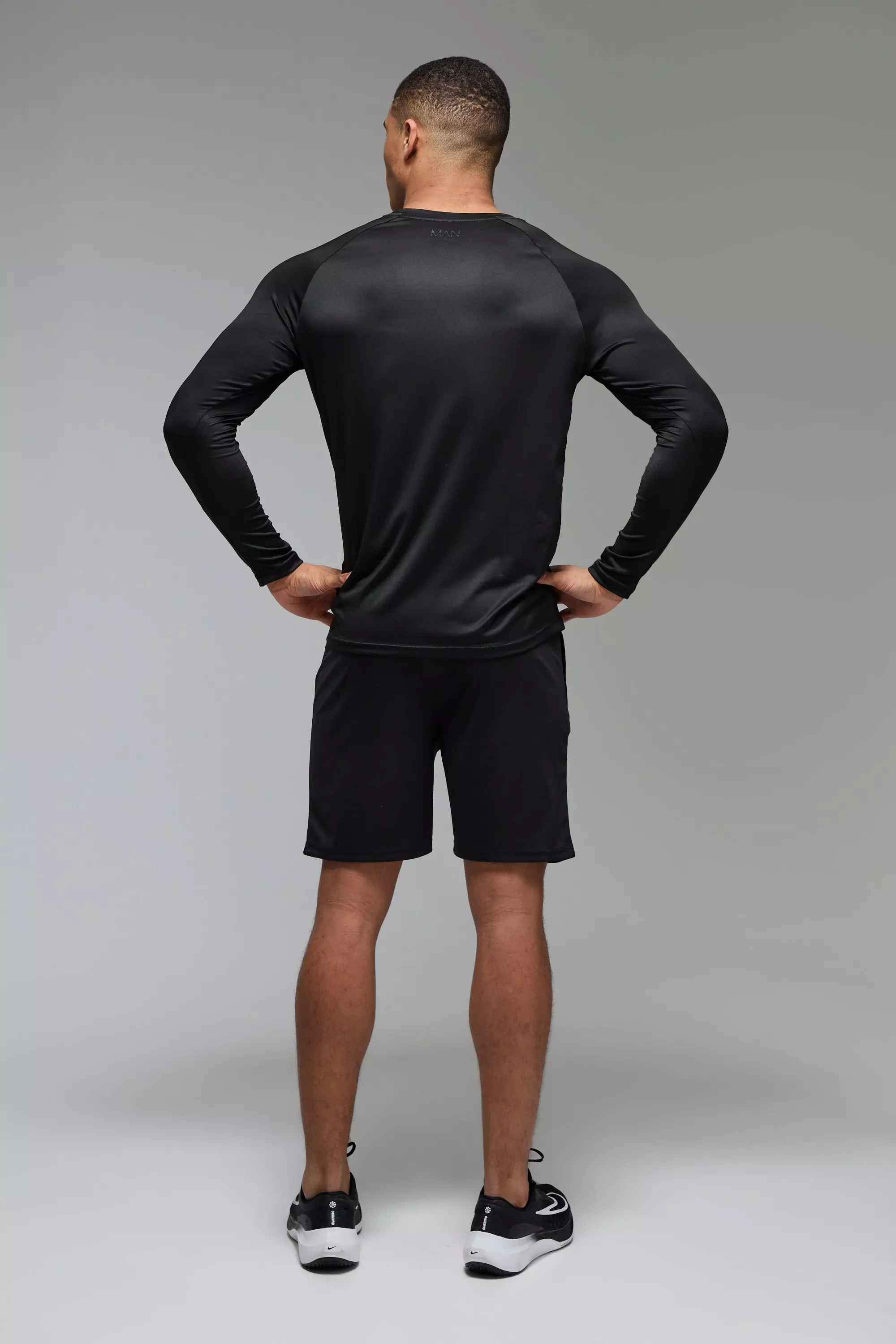 Black Man Active  Zip Pockets Stretch 7inch Gym Short alternative image