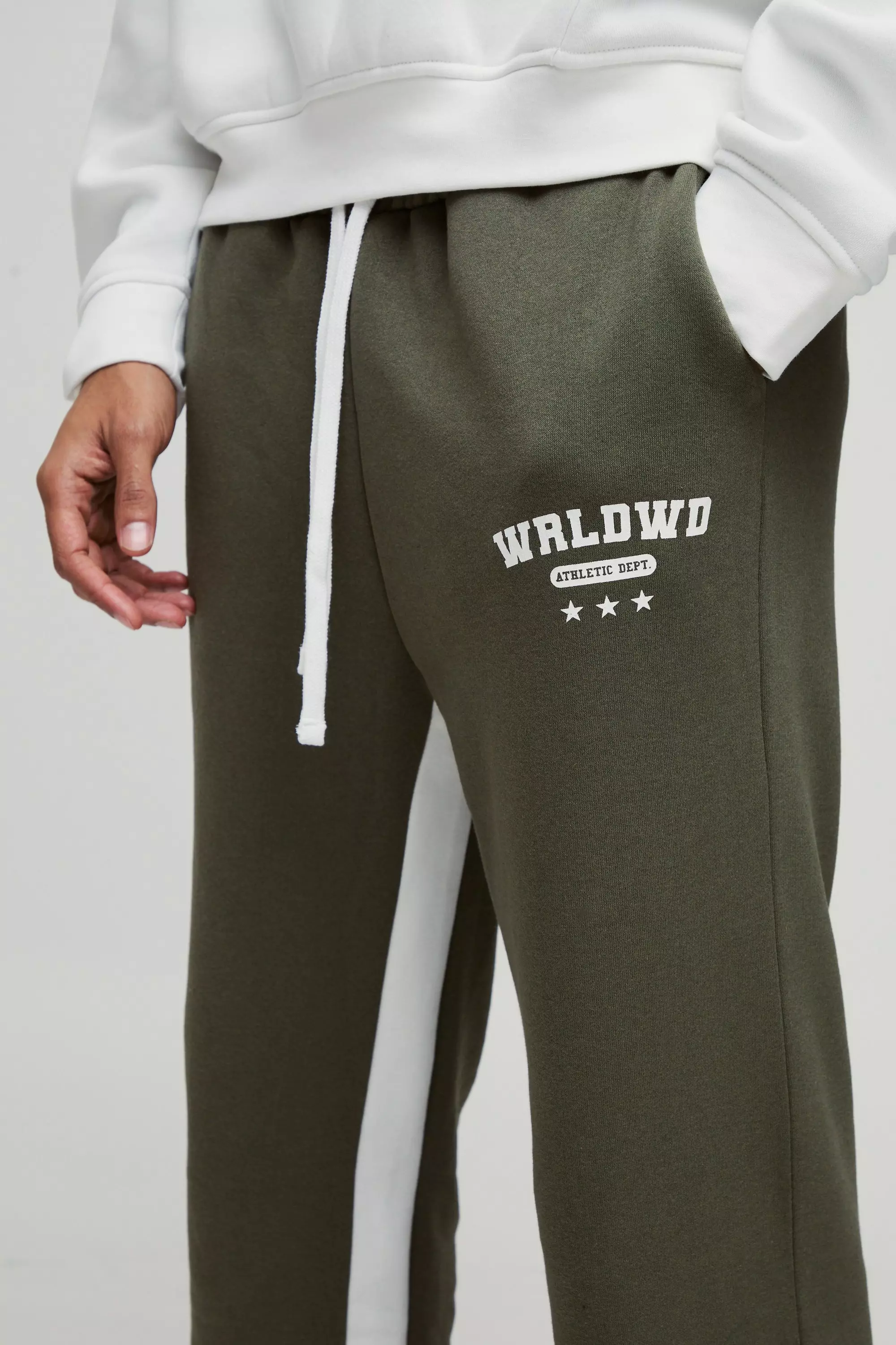 Khaki Relaxed Flare Worldwide Star Gusset Jogger alternative image
