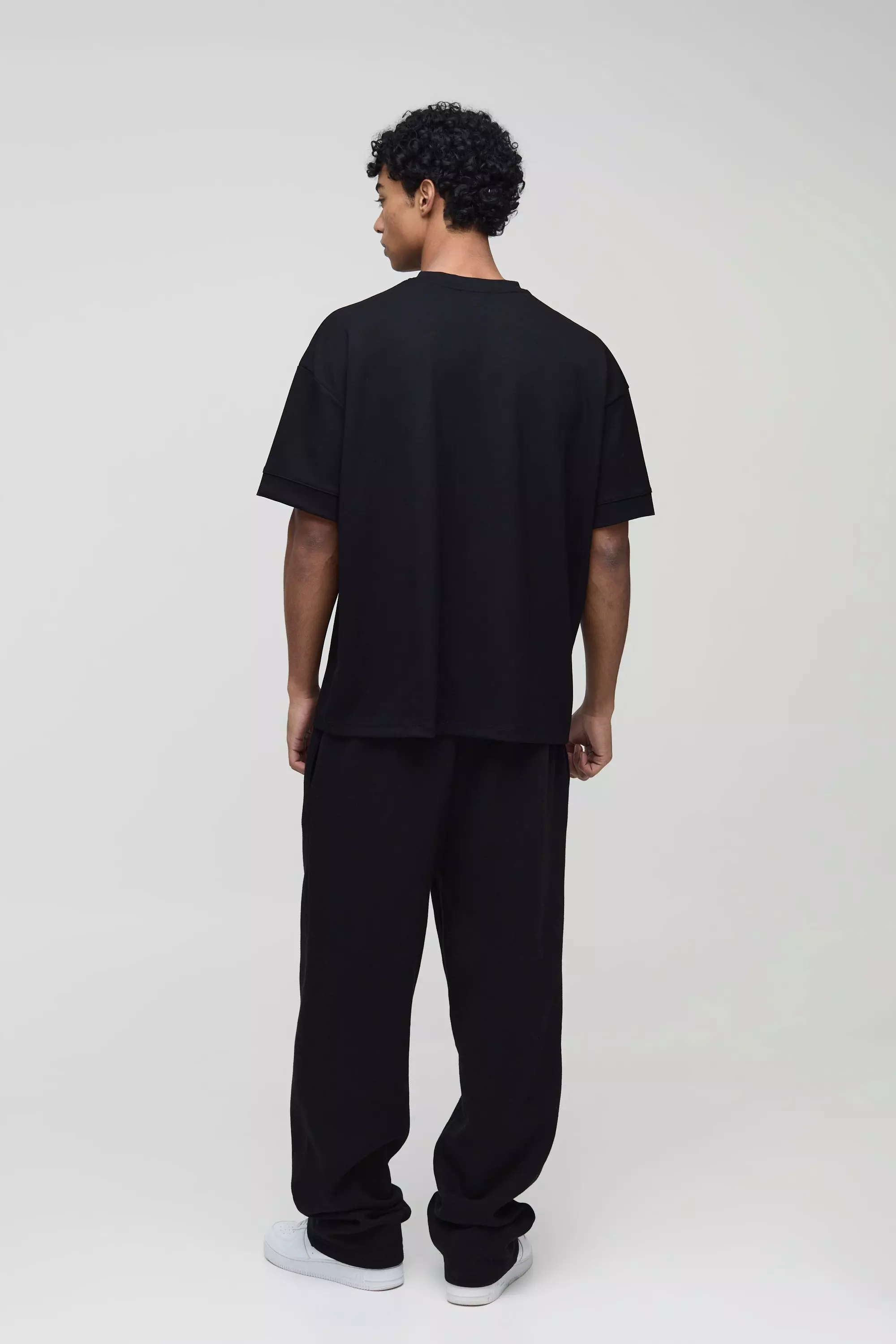 Black Oversized T-Shirt Met Perzikhuid alternatieve afbeelding