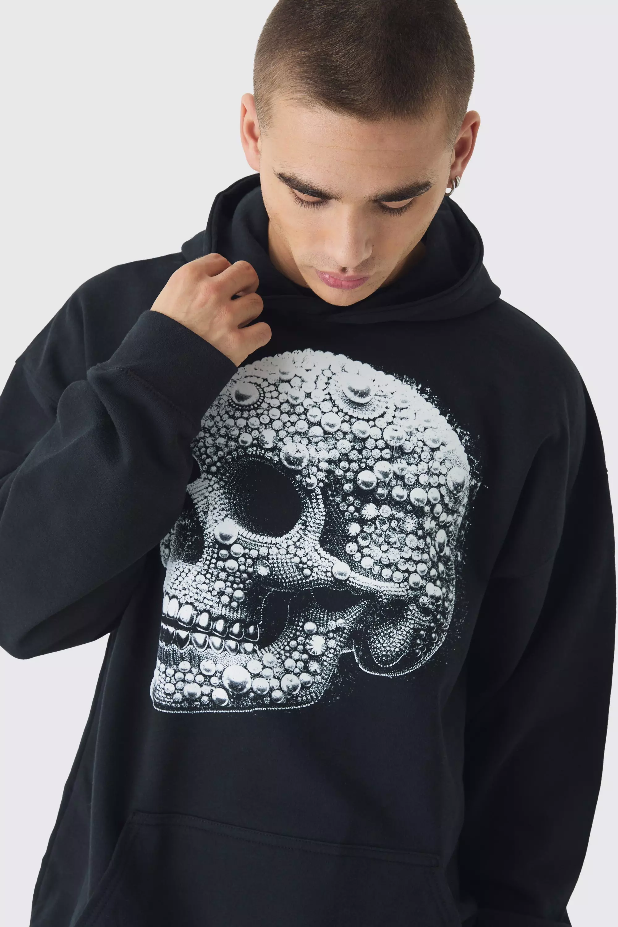 Black Oversized Skull Graphic Hoodie alternative image