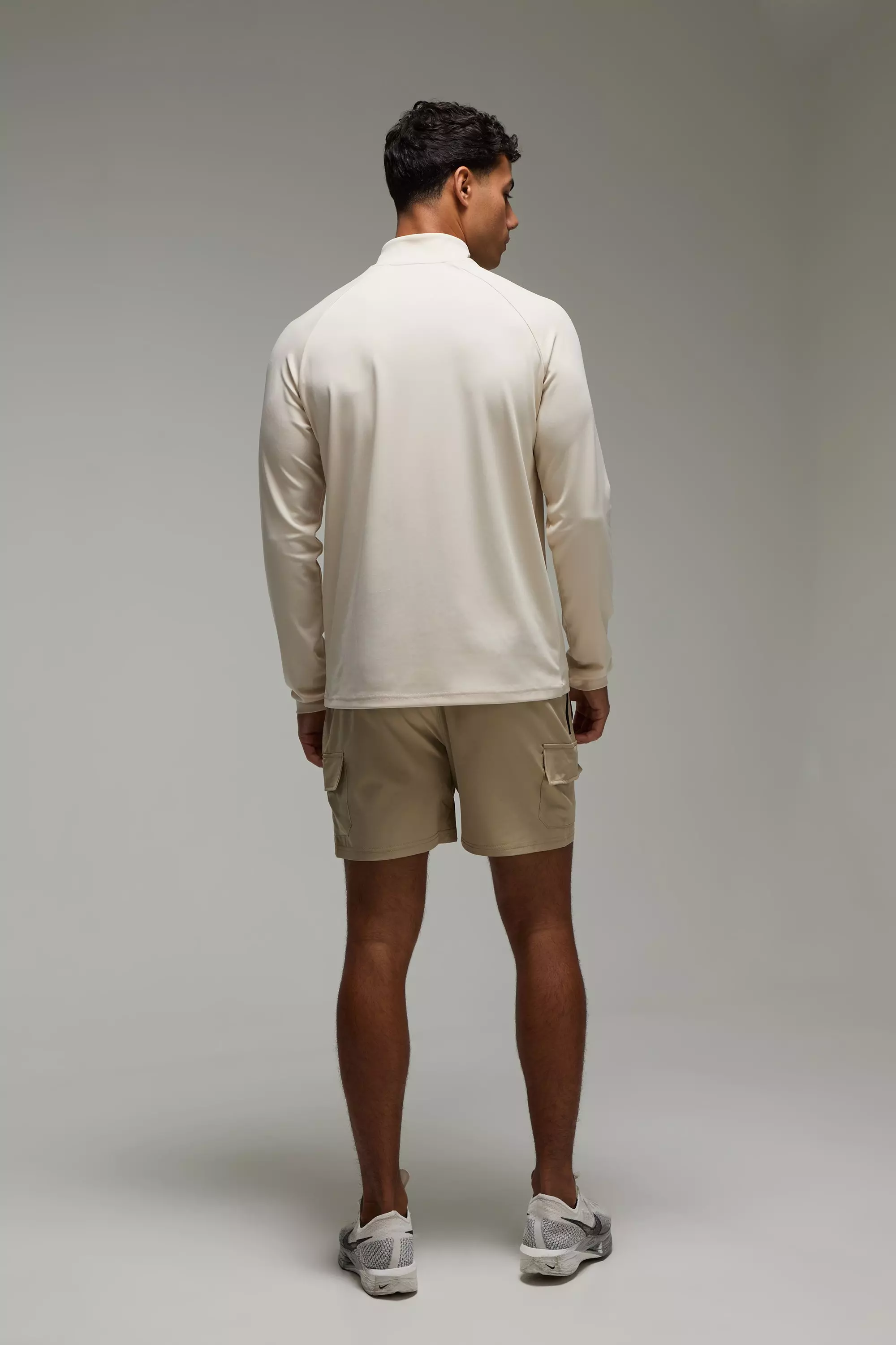 Taupe Man Active Slim Stretch Woven 5inch Cargo Short  alternative image