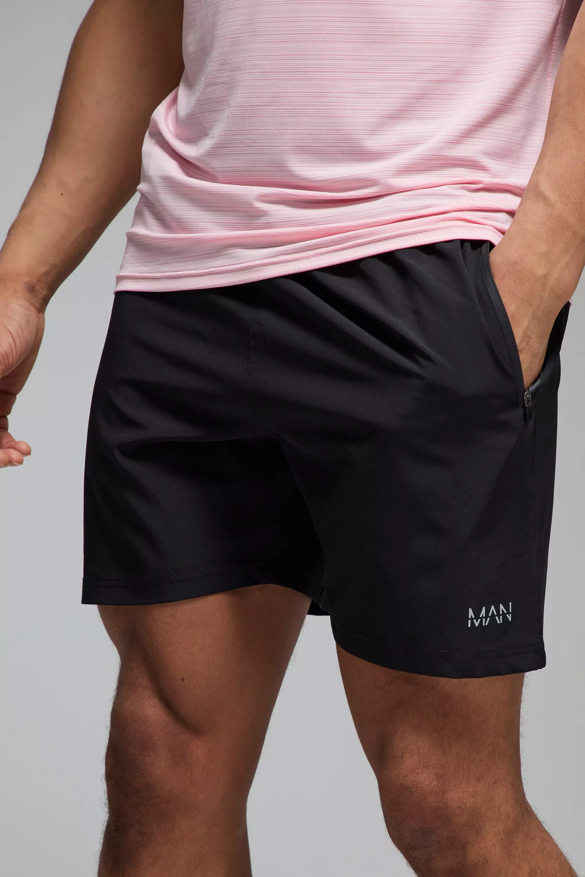 Black Man Active Regular  Stretch Woven 5inch Short alternative image