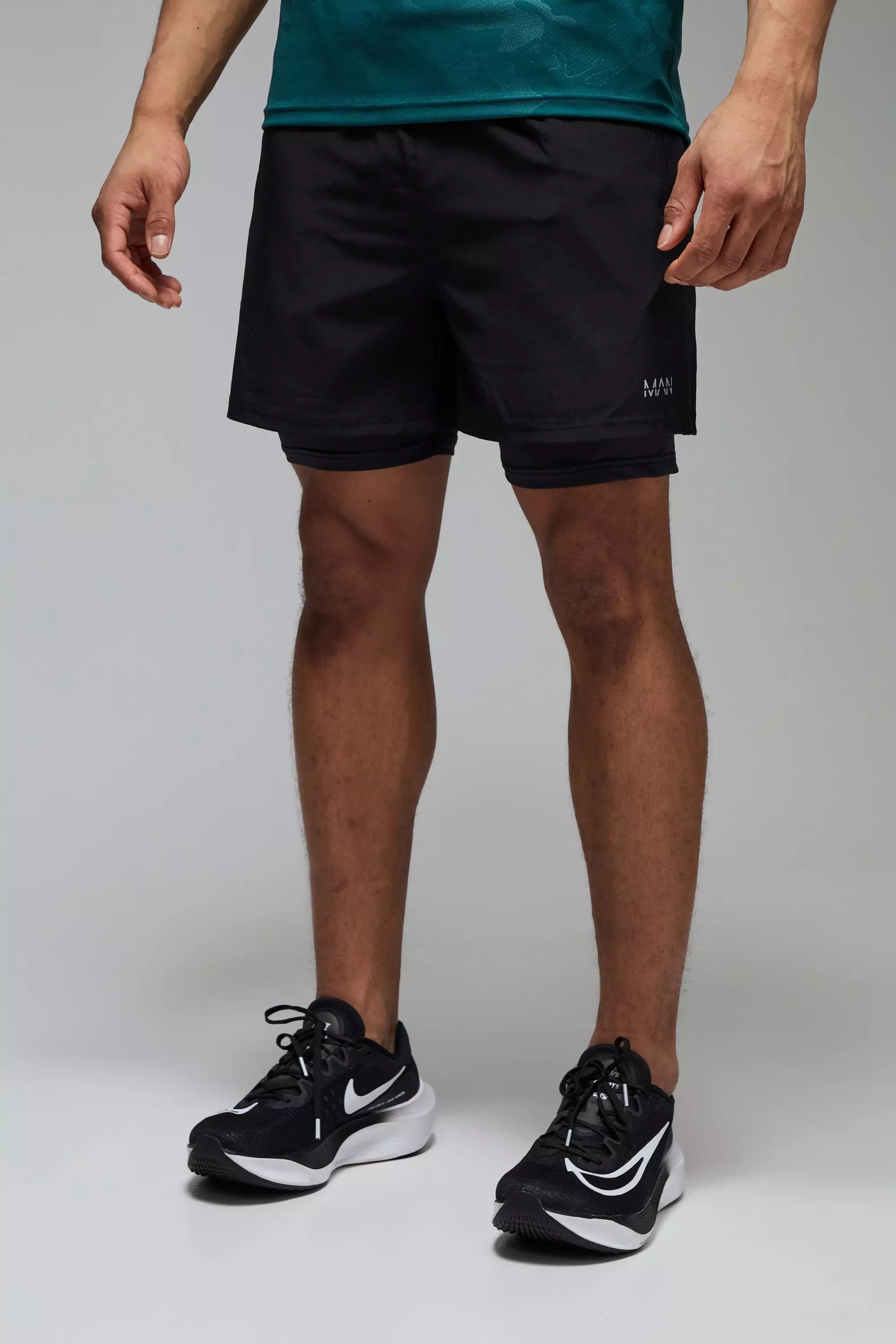 Man Active Stretch Woven 5inch 2in1 Short Black