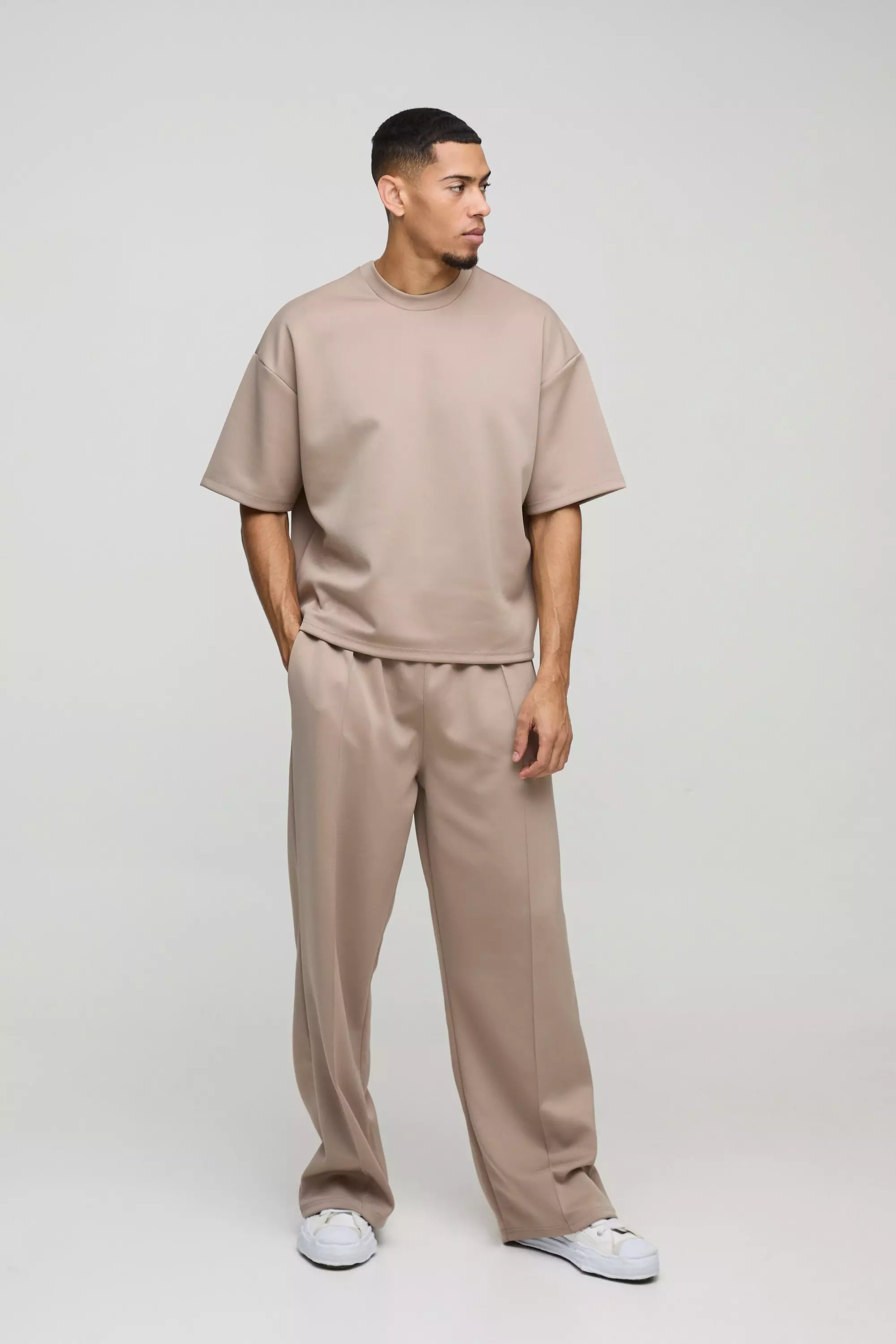 Taupe Oversized Boxy Scuba Trainingspak Met T-Shirt alternatieve afbeelding