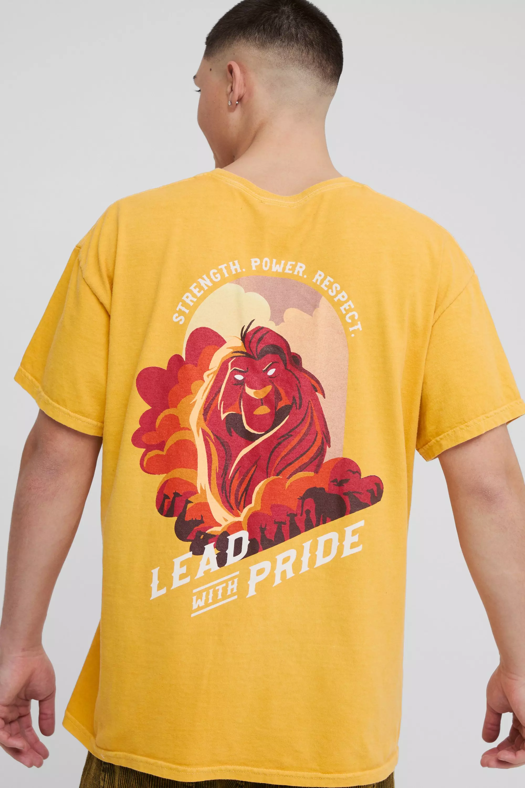 Oversized Wash Disney Lion King License Print T-Shirt Yellow