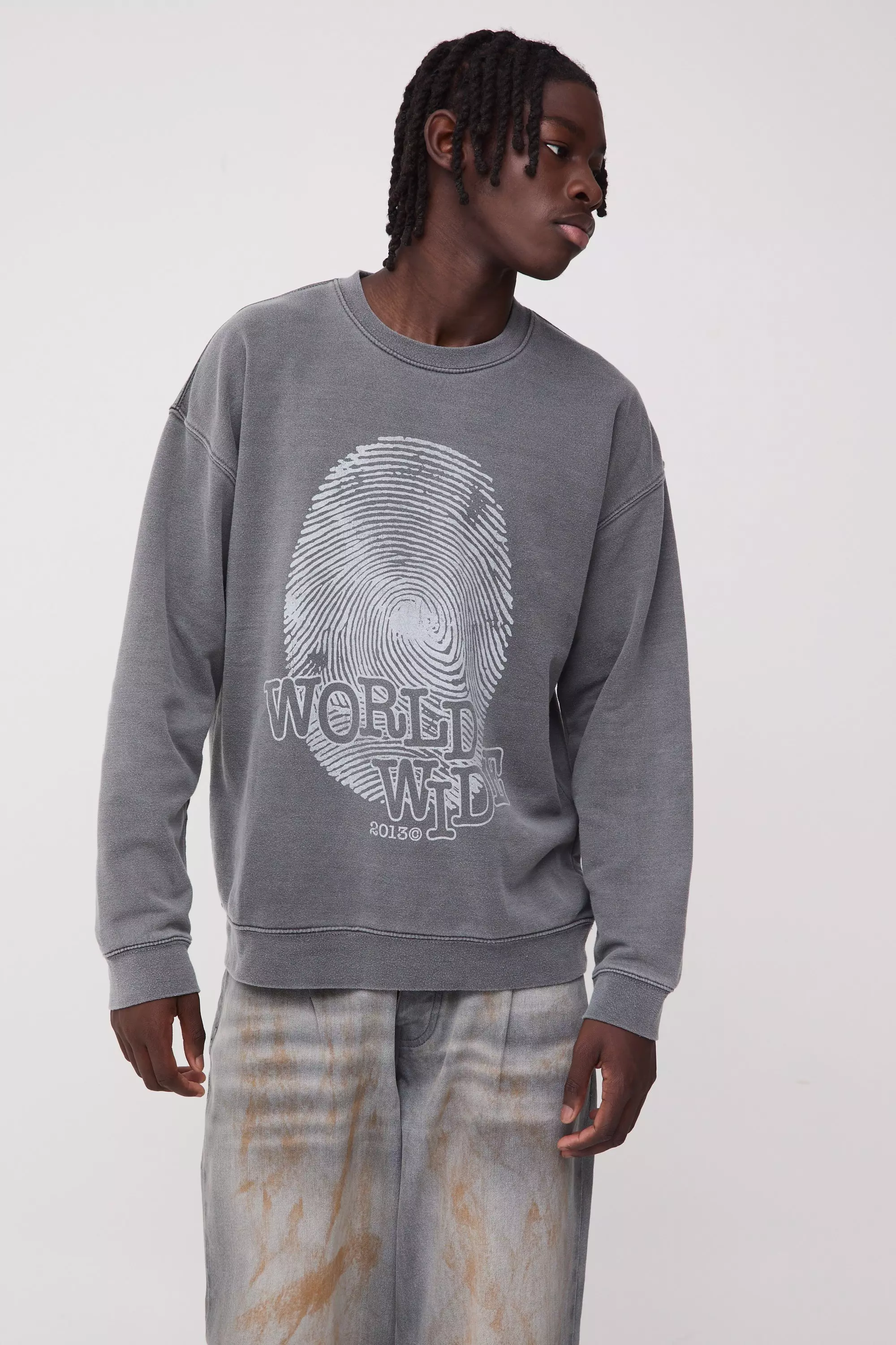 Oversized Finger Print Worldwide Graphic Sweatshirt Charcoal