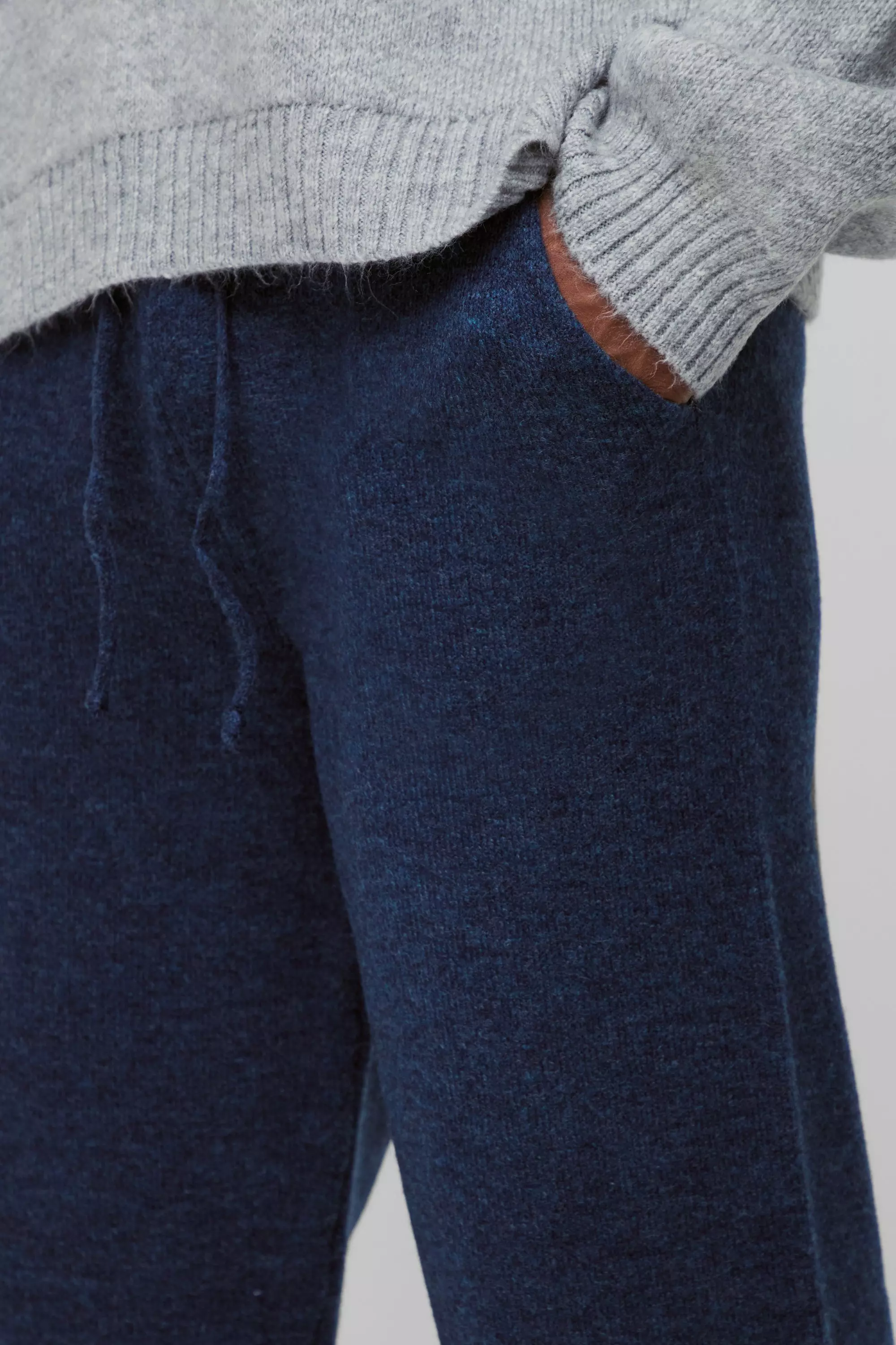 Navy Regular Fit Cuffed Knit Joggers alternative image