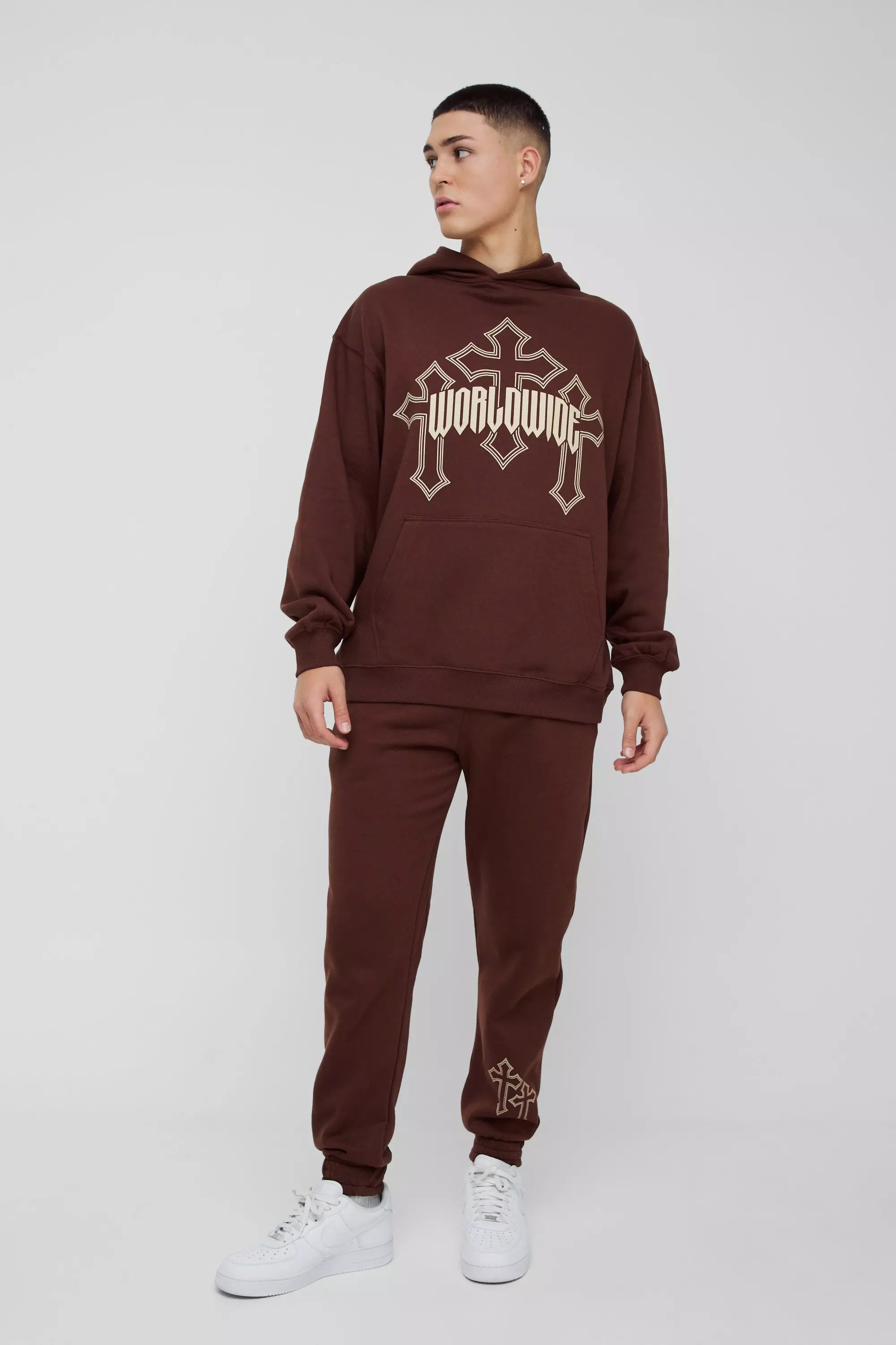 Oversized Worldwide Gothic Cross Hoodie & Regular Fit SweatpantsÂ Tracksuit Chocolate