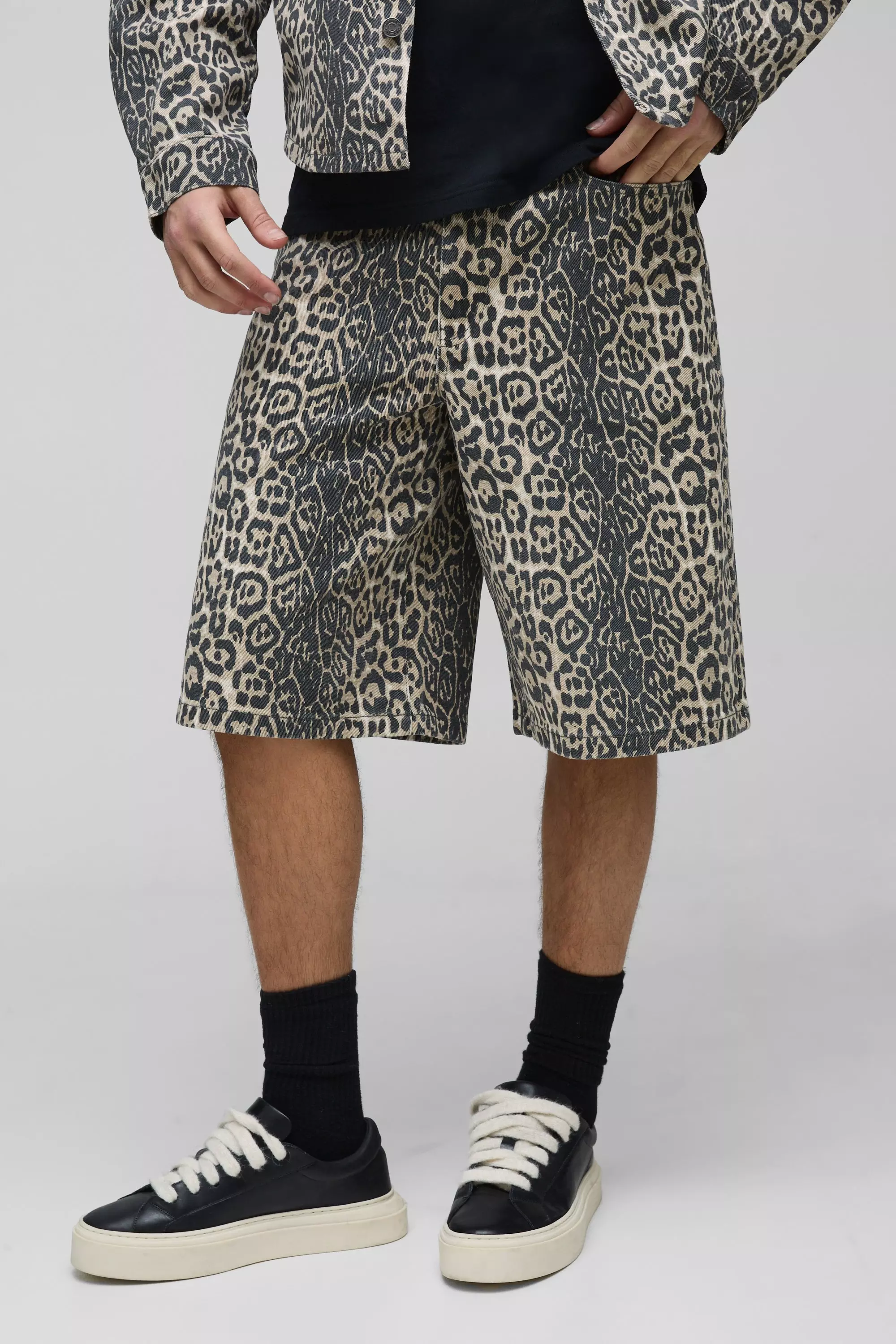 Tan Relaxed Fit Washed Twill Leopard Short alternative image