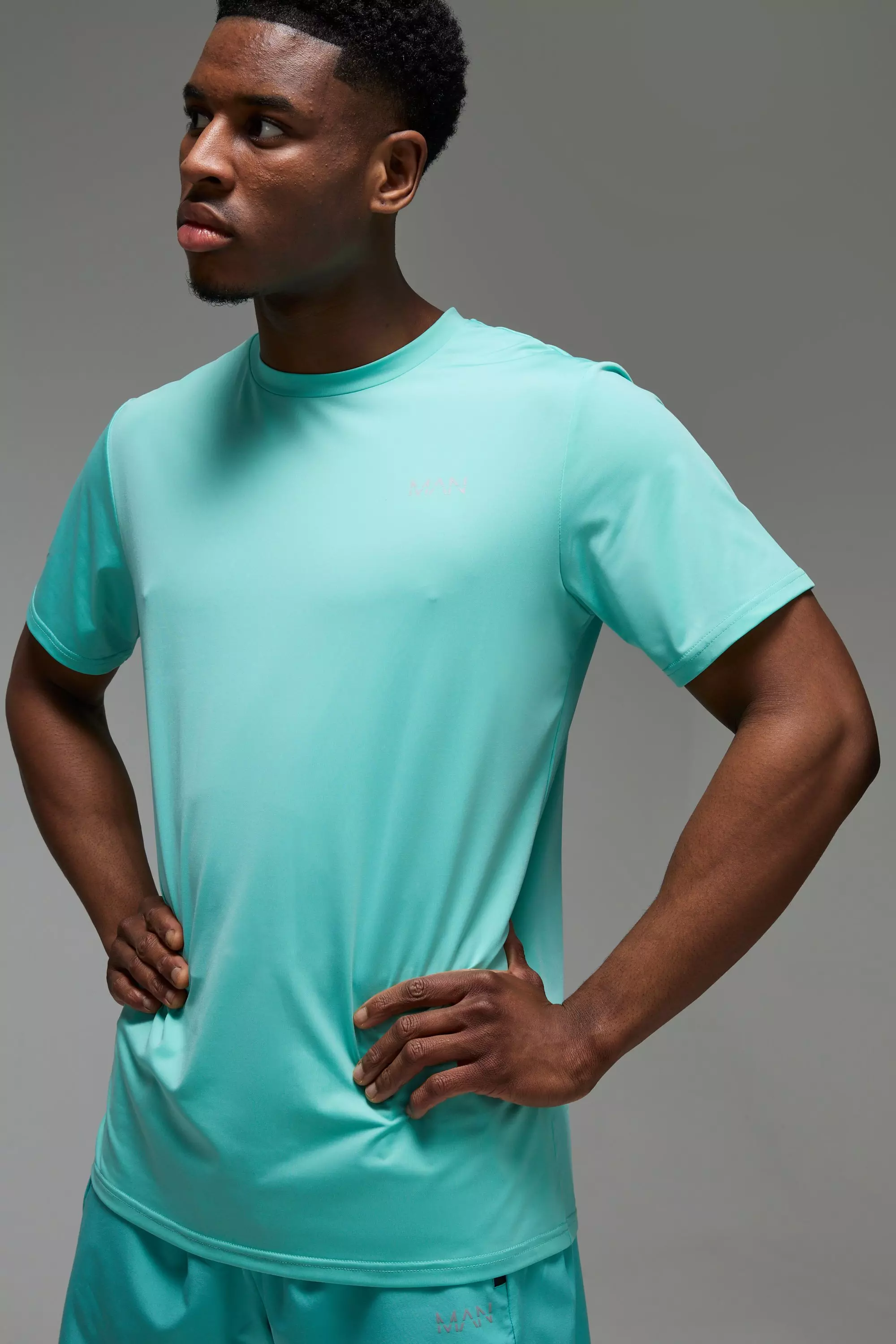 Man Active Regular Fit Performance T-shirt Green