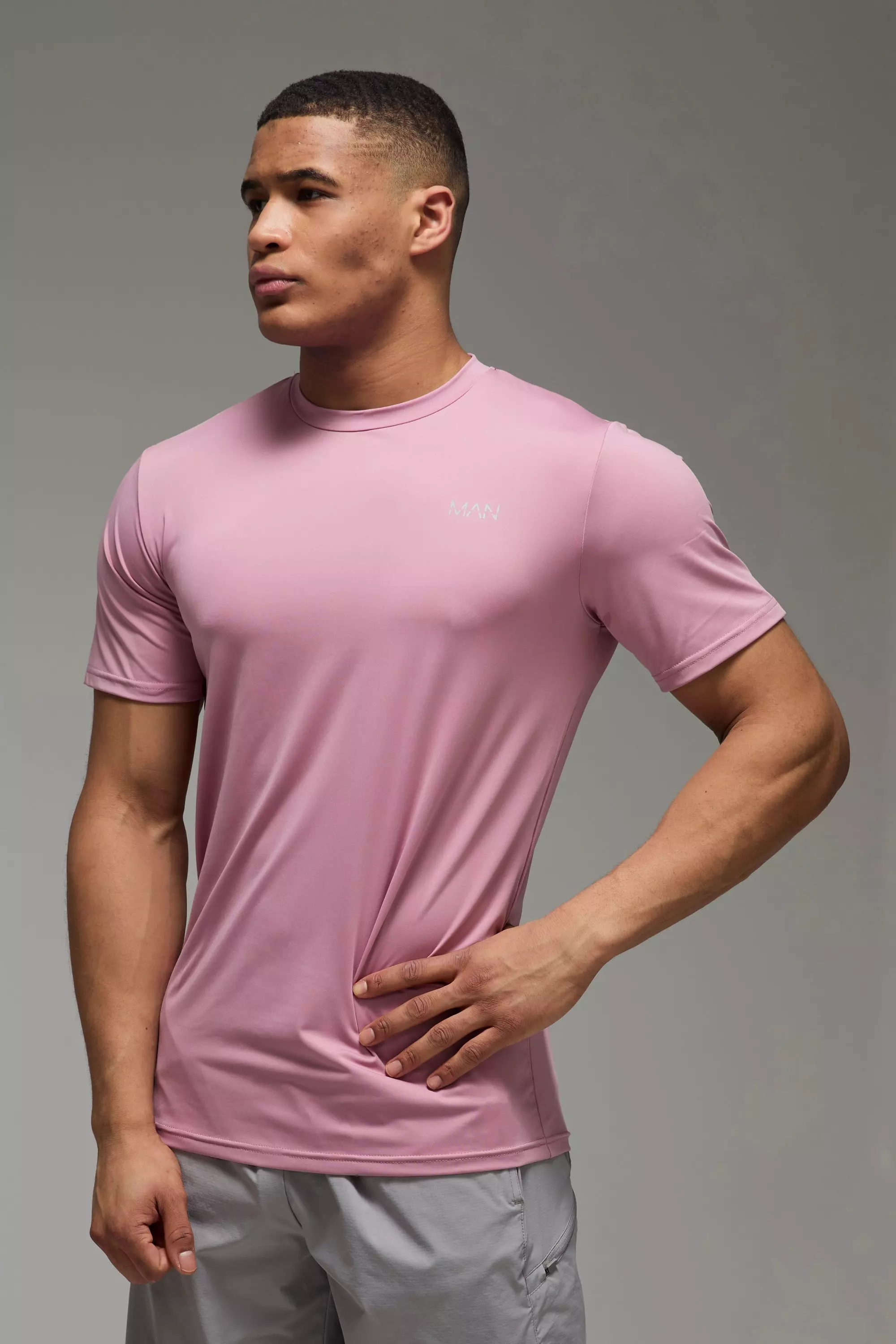 T-shirt de sport droit imprimé - MAN Active, Pink autre image