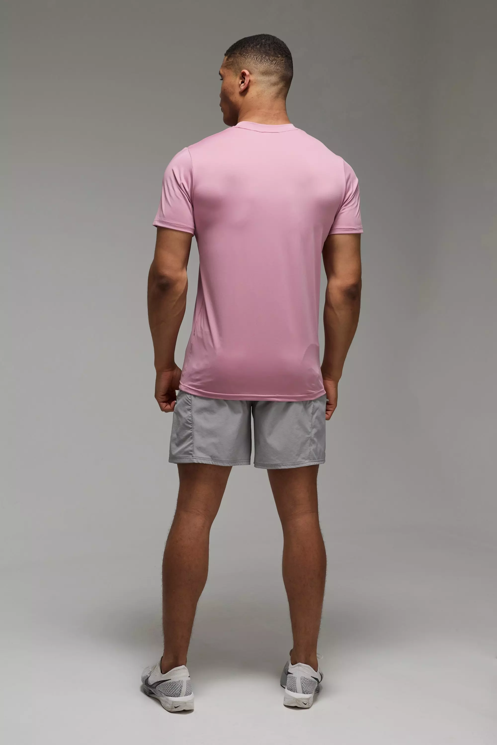 T-shirt de sport droit imprimé - MAN Active, Pink autre image