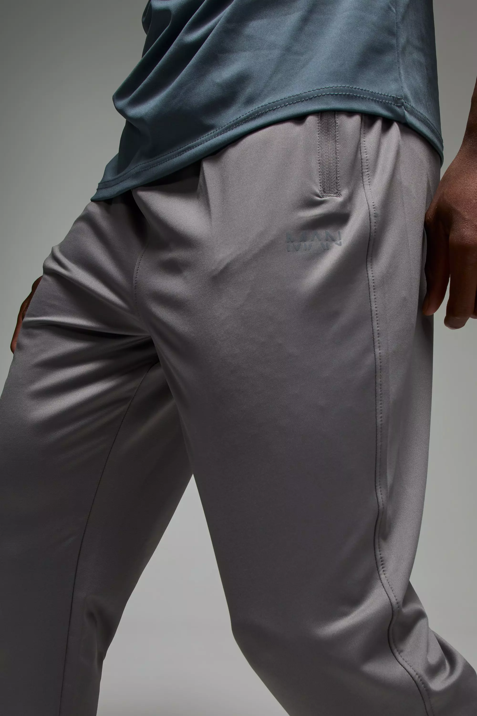 Grey Man Active Performance Tapered Stretch Jogger alternative image