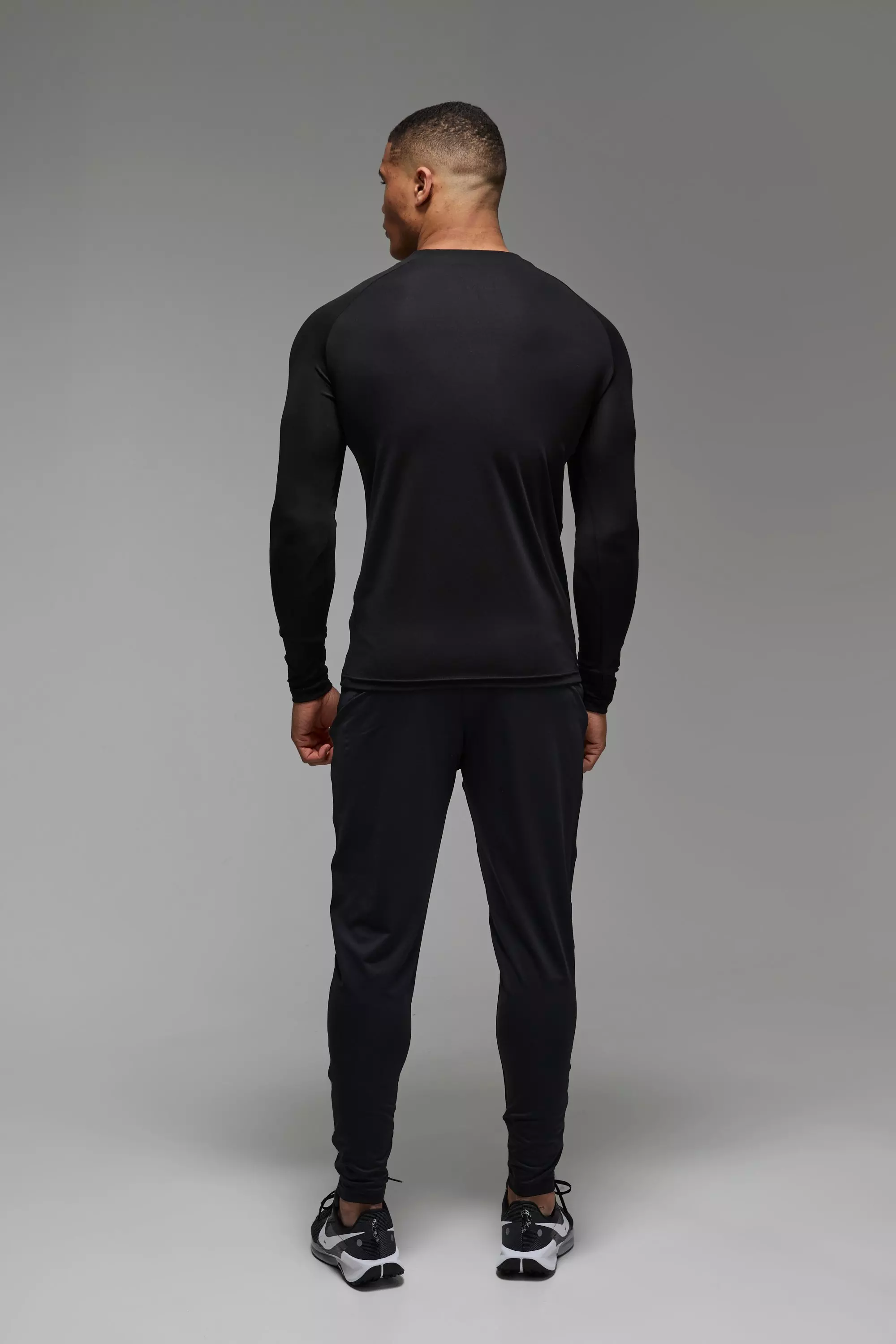 Black Man Active Performance Tapered Stretch Jogger alternative image