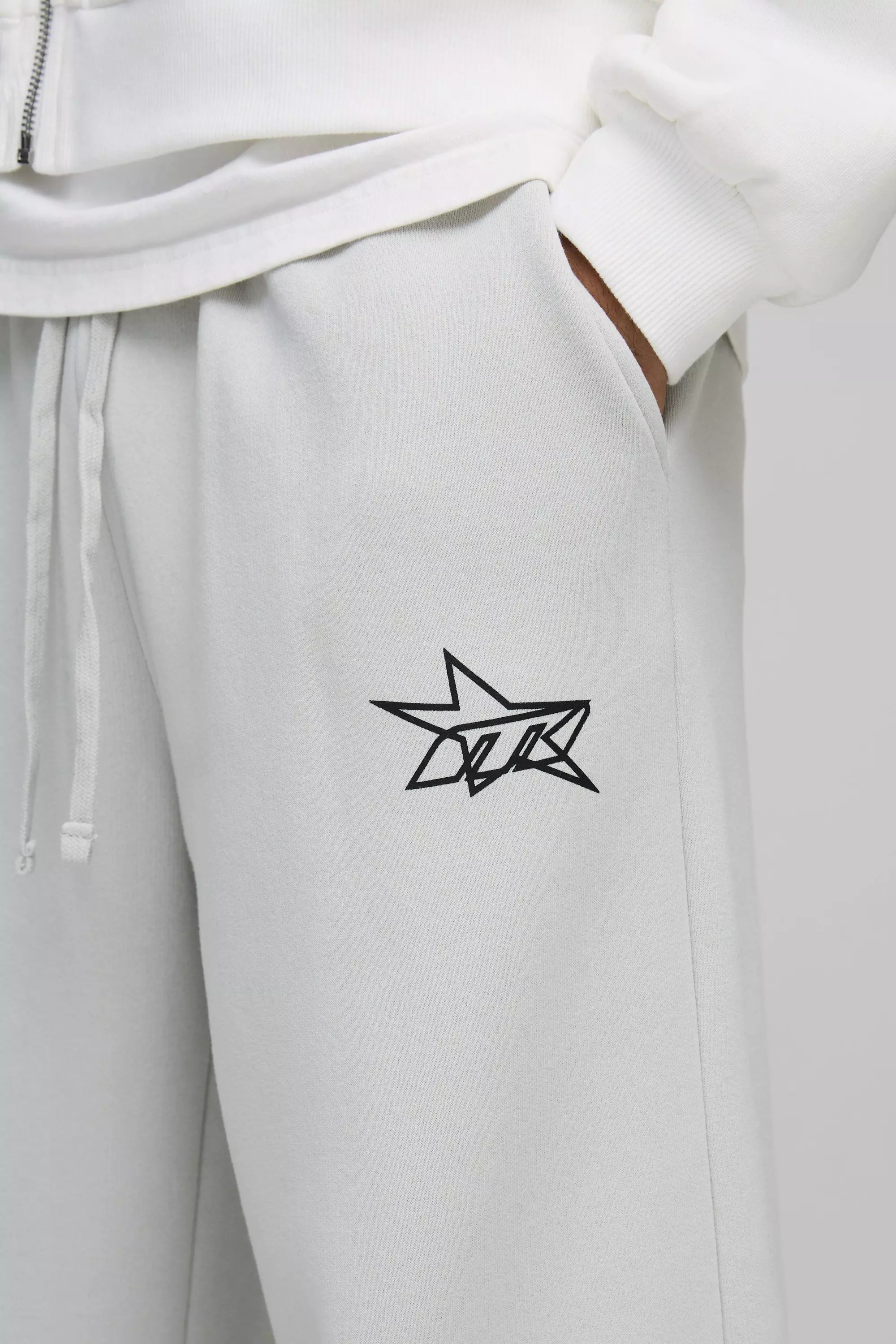 Light grey Wide Leg Star Printed Jogger alternative image