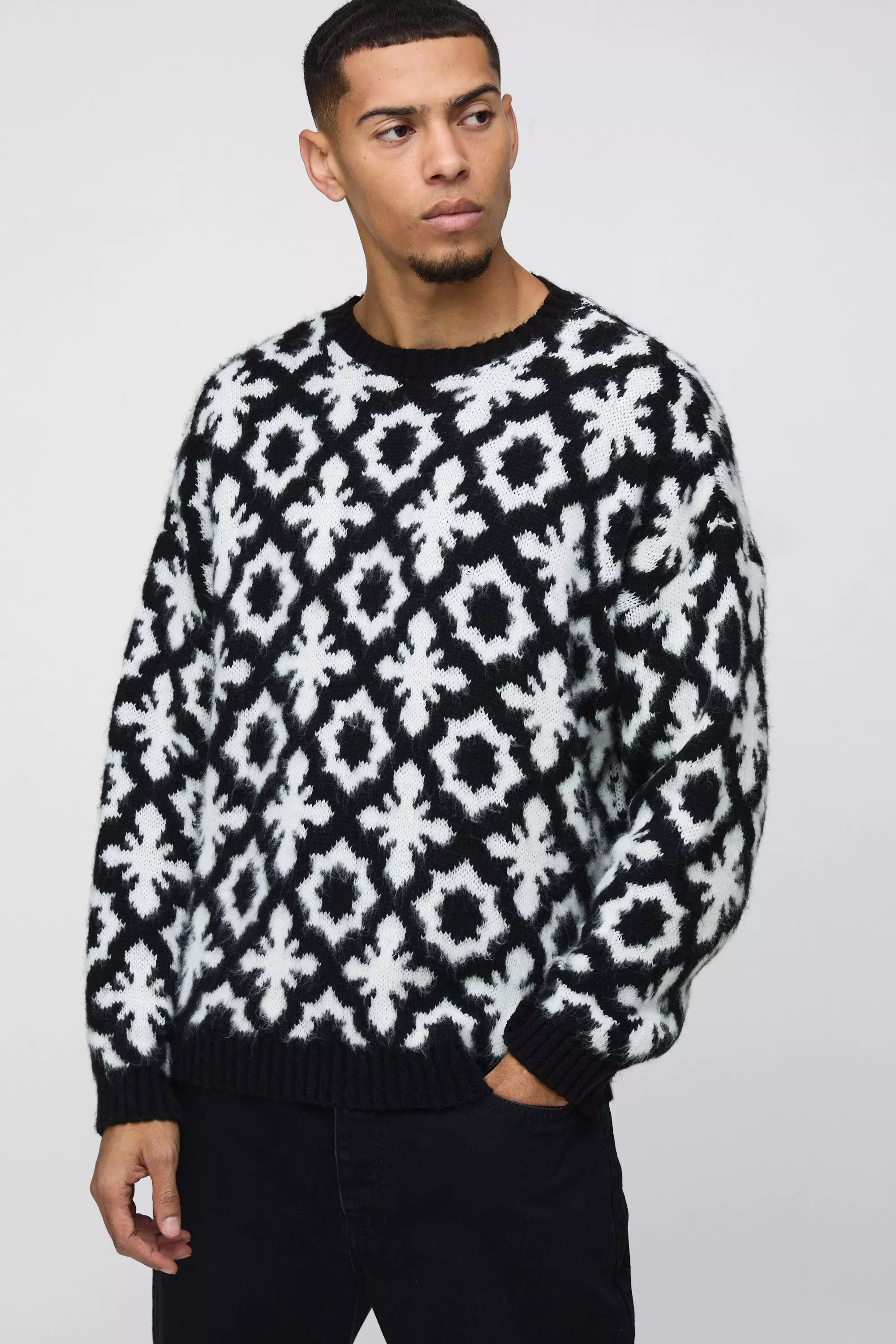Pull oversize en maille brossée à motif jacquard, Black autre image