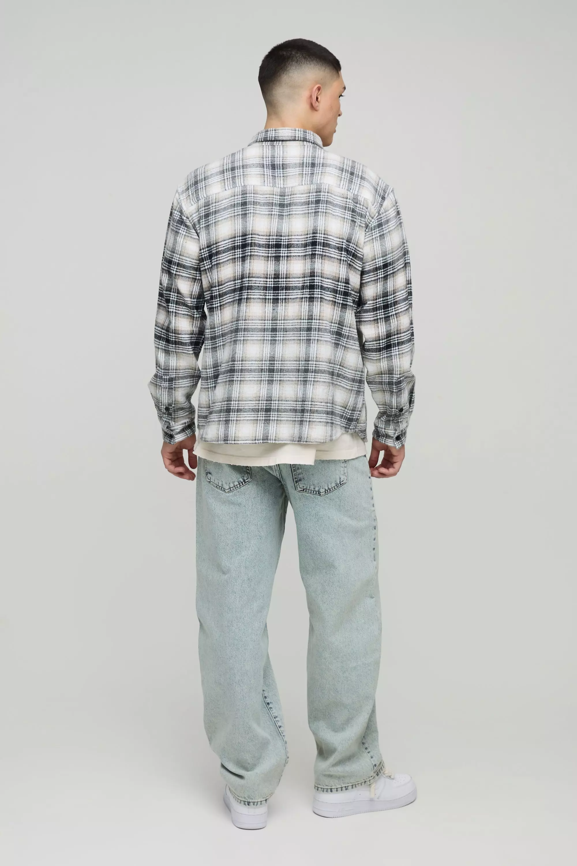 Relaxed Fit Rigid Seam Detail Jeans | boohooMAN