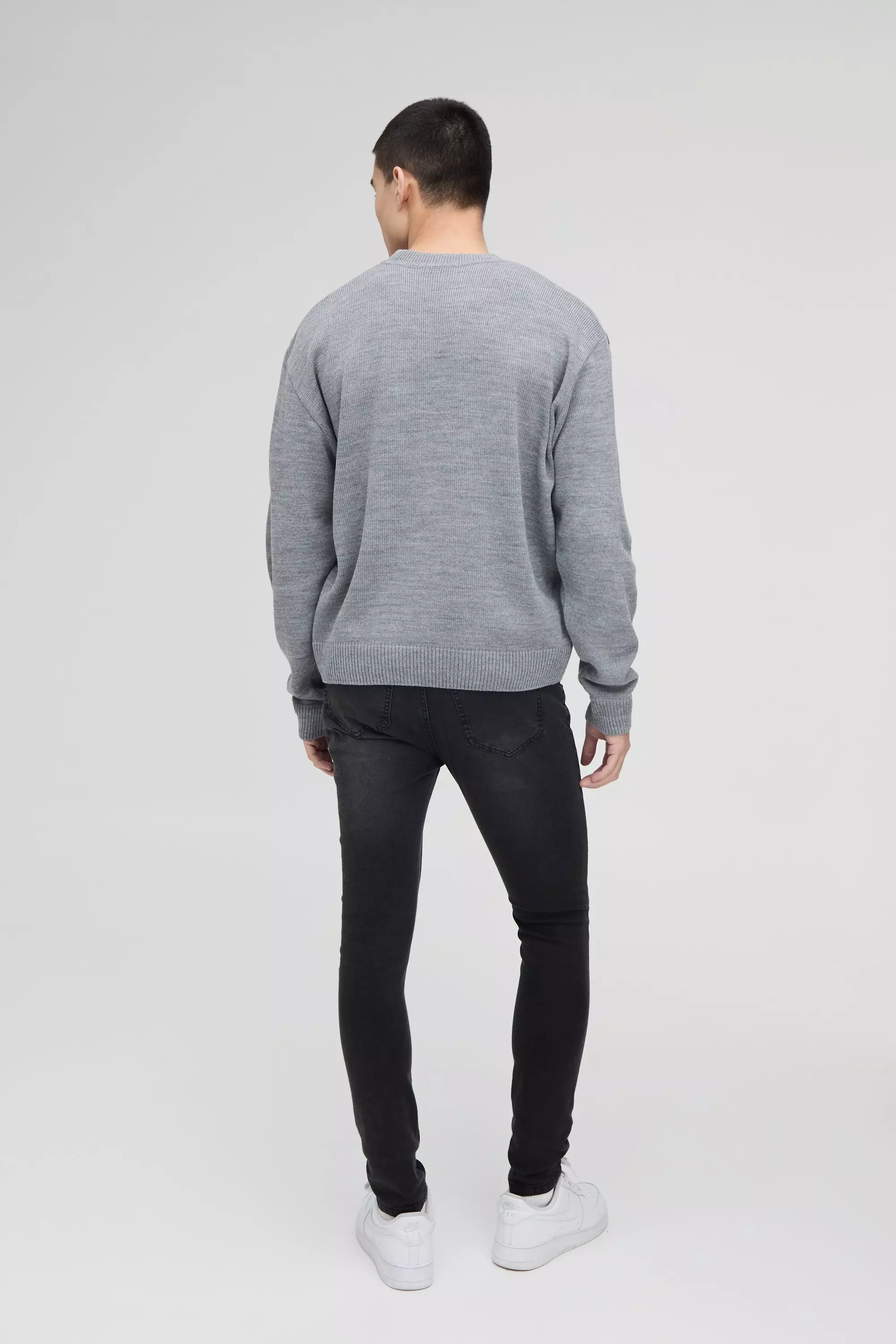 Kastiger Oversize Pullover mit Herz-Stickerei, Charcoal alternatives Bild