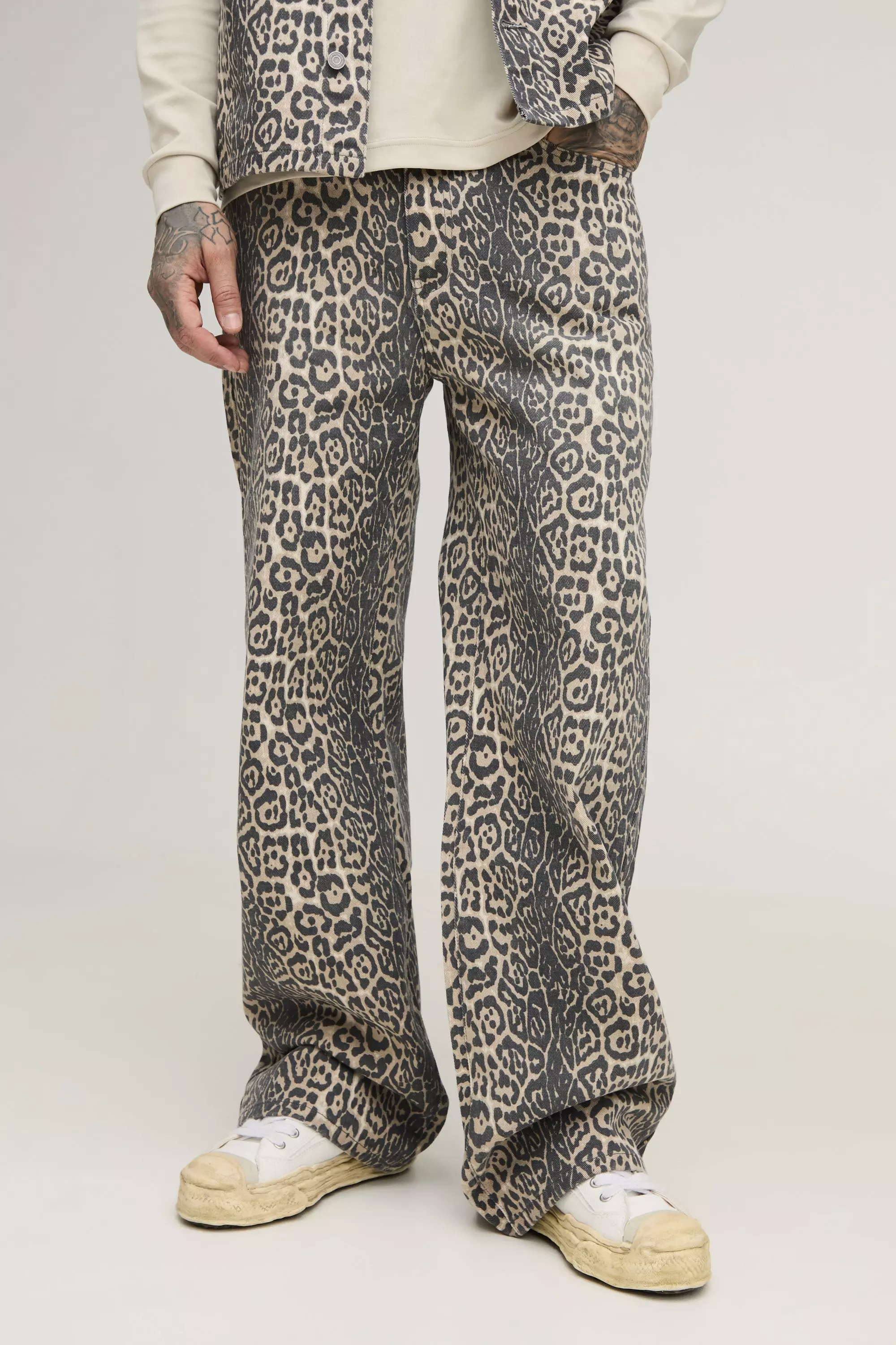 Tan Tall Gebleekte Baggy Luipaardprint Jeans alternatieve afbeelding