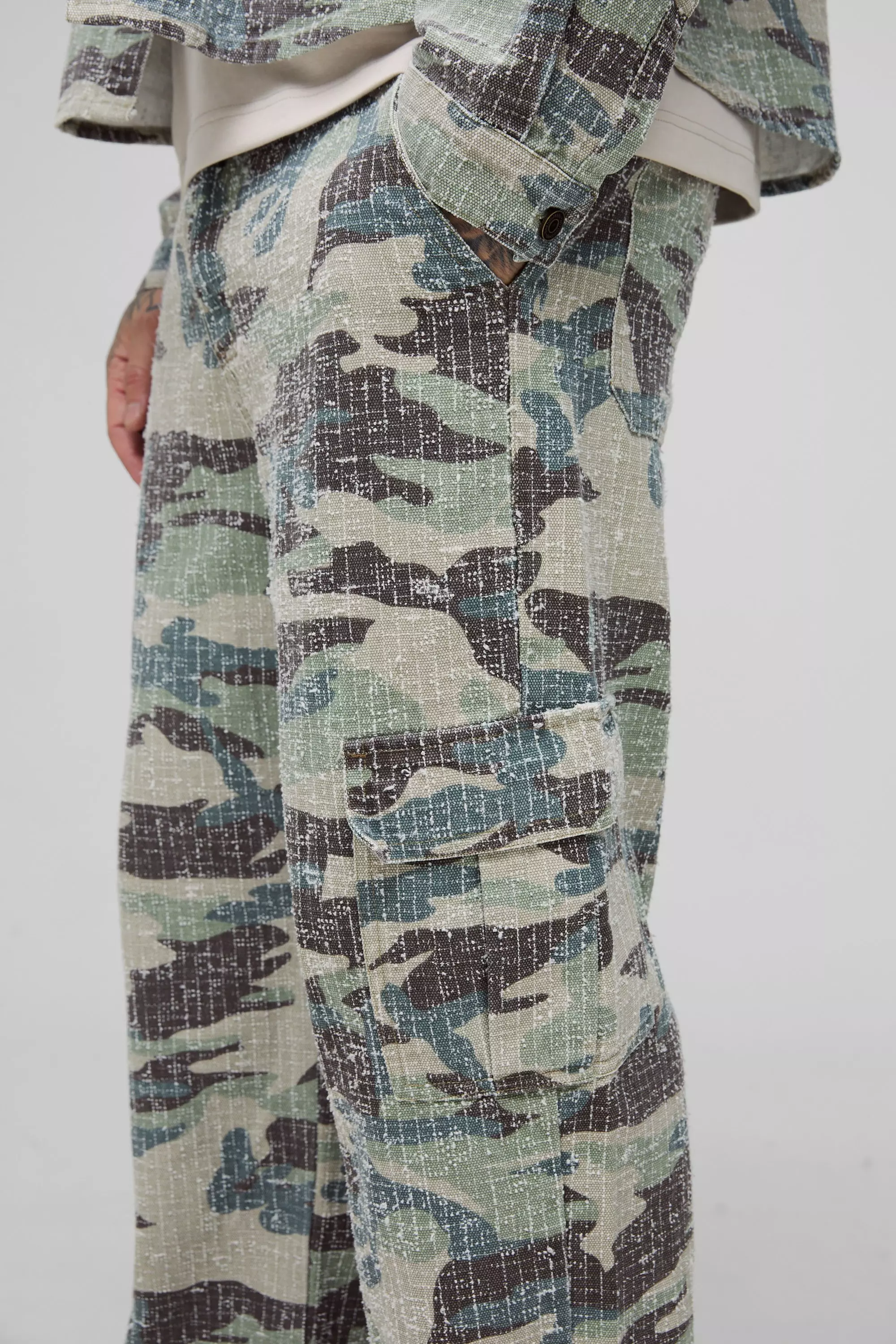 Tall lockere Camouflage Cargo-Jeans, Khaki alternatives Bild