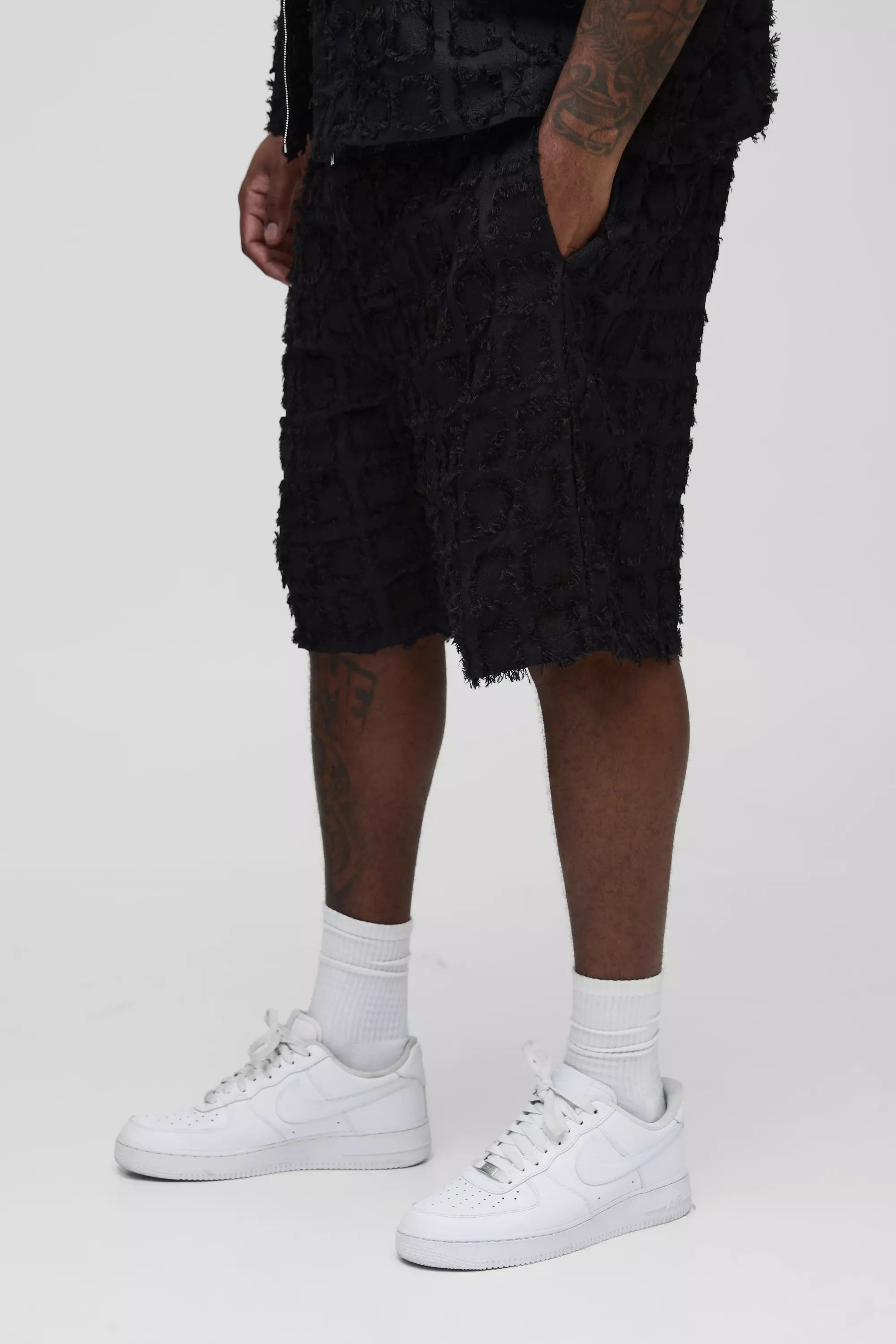 Black Plus Smart Relaxed Fit Tufted Shorts alternative image