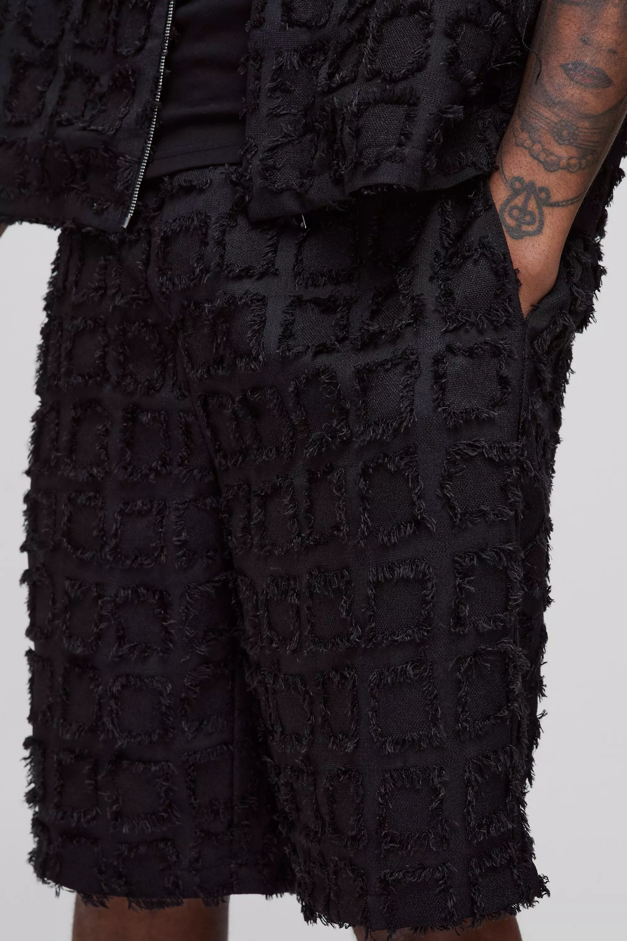 Black Tall Smart Relaxed Fit Tufted Shorts alternative image