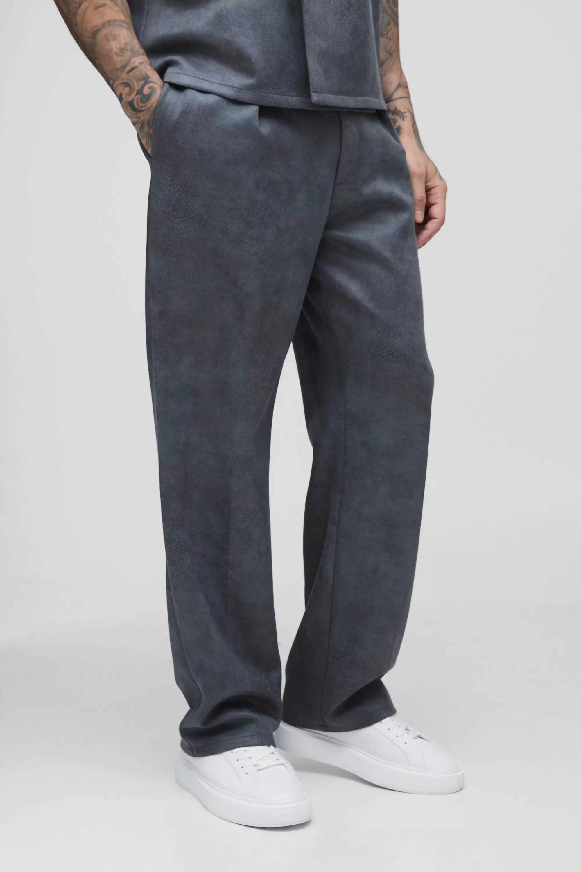 Tall Hose aus Wildleder-Imitat mit Gürtel, Charcoal alternatives Bild