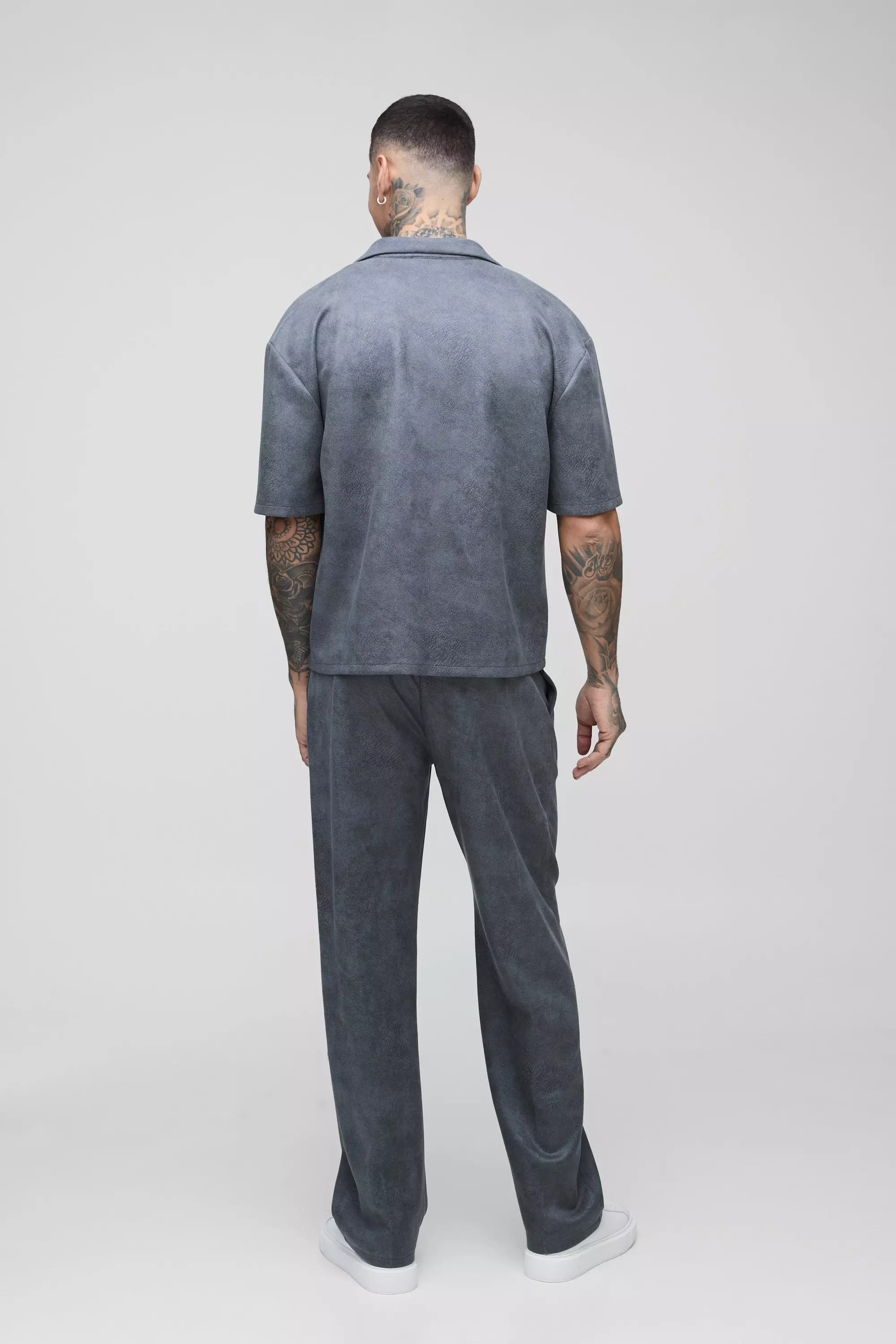 Tall Hose aus Wildleder-Imitat mit Gürtel, Charcoal alternatives Bild