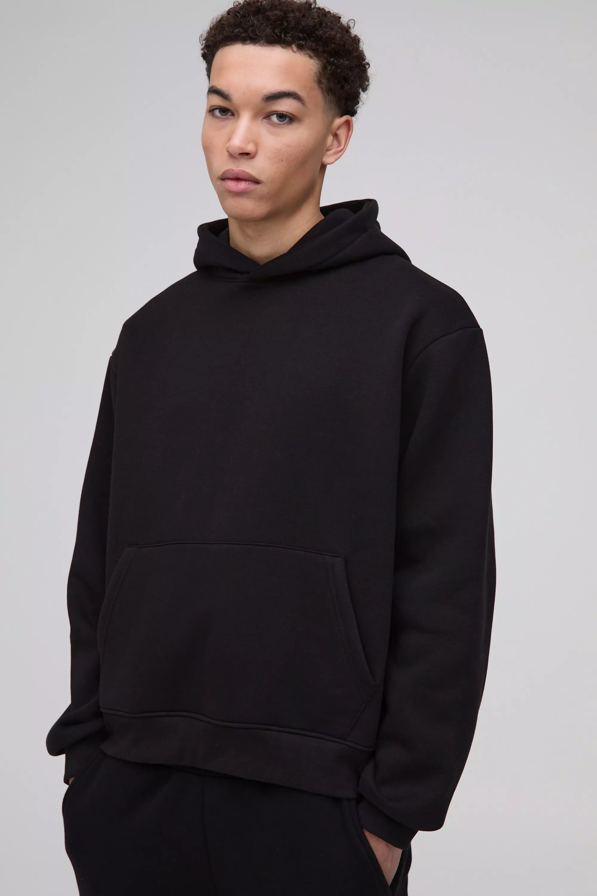Black 330GSM Basic Oversized Boxy Hoodie alternative image